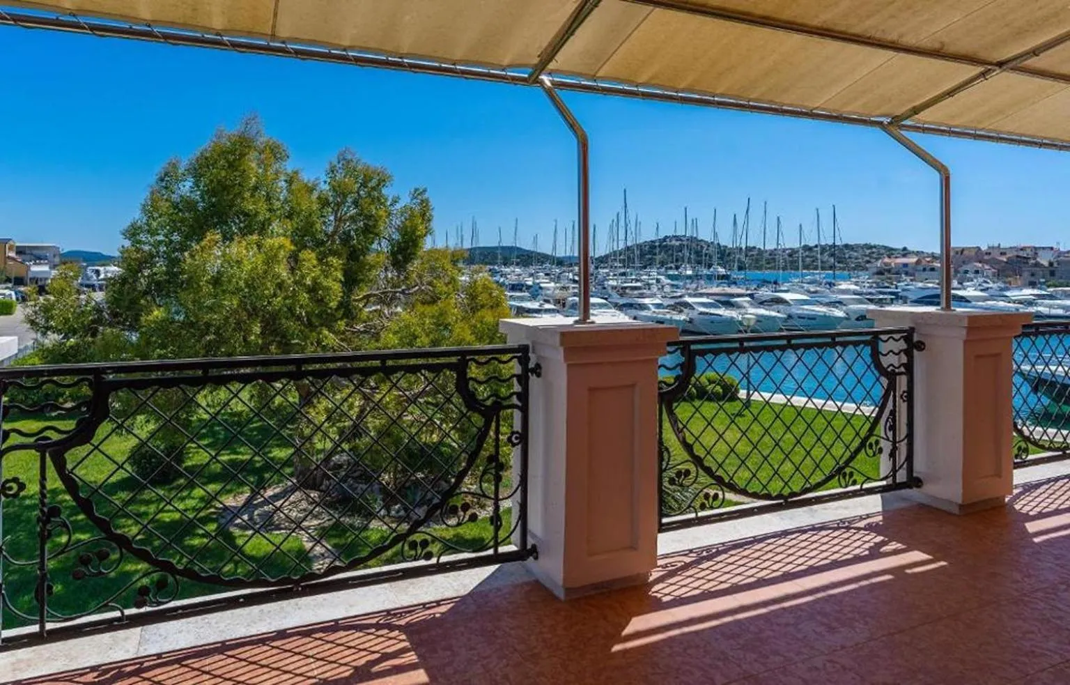Balcony/Terrace in Villa Arcadium