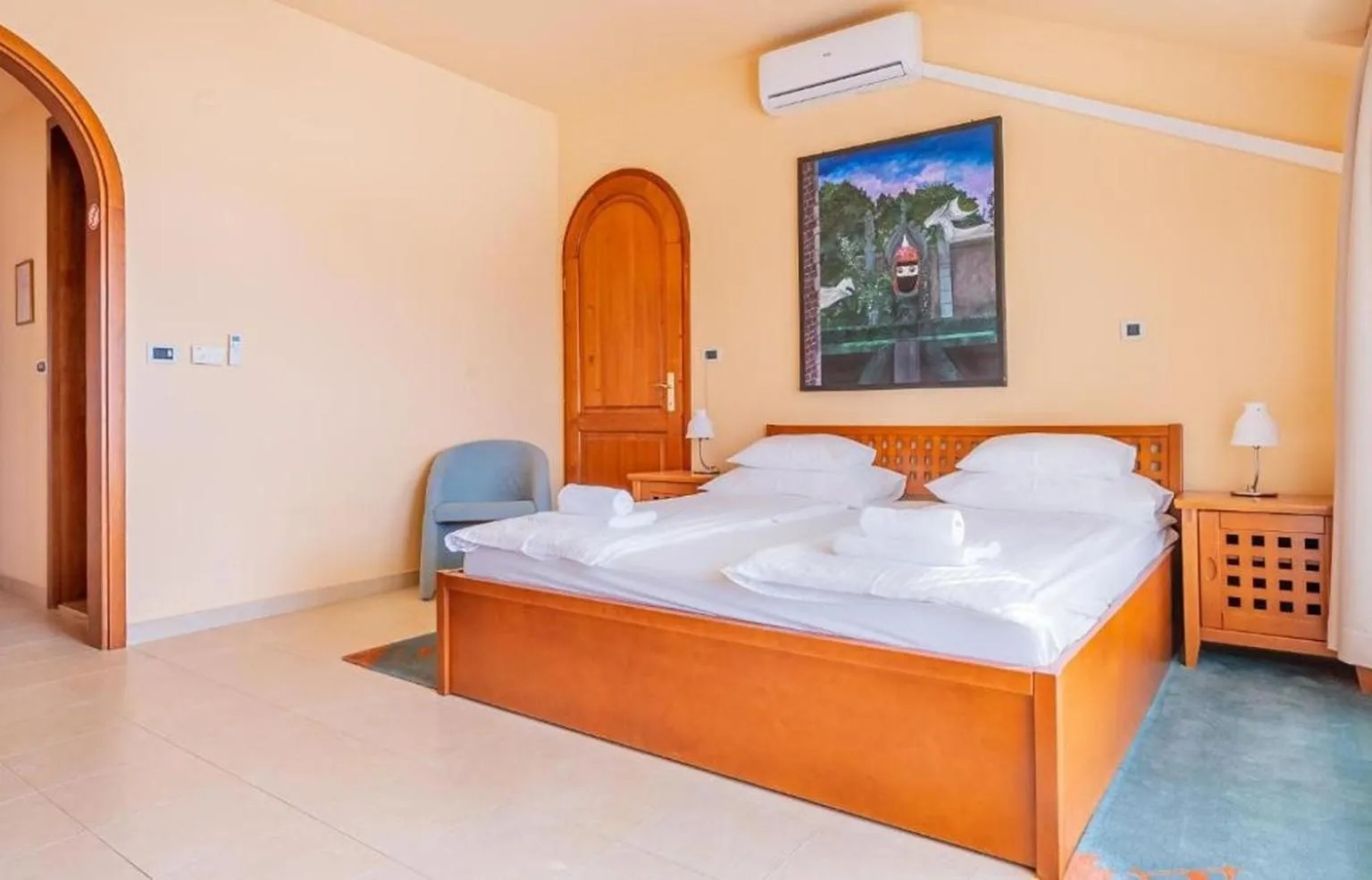 Bed in Villa Arcadium