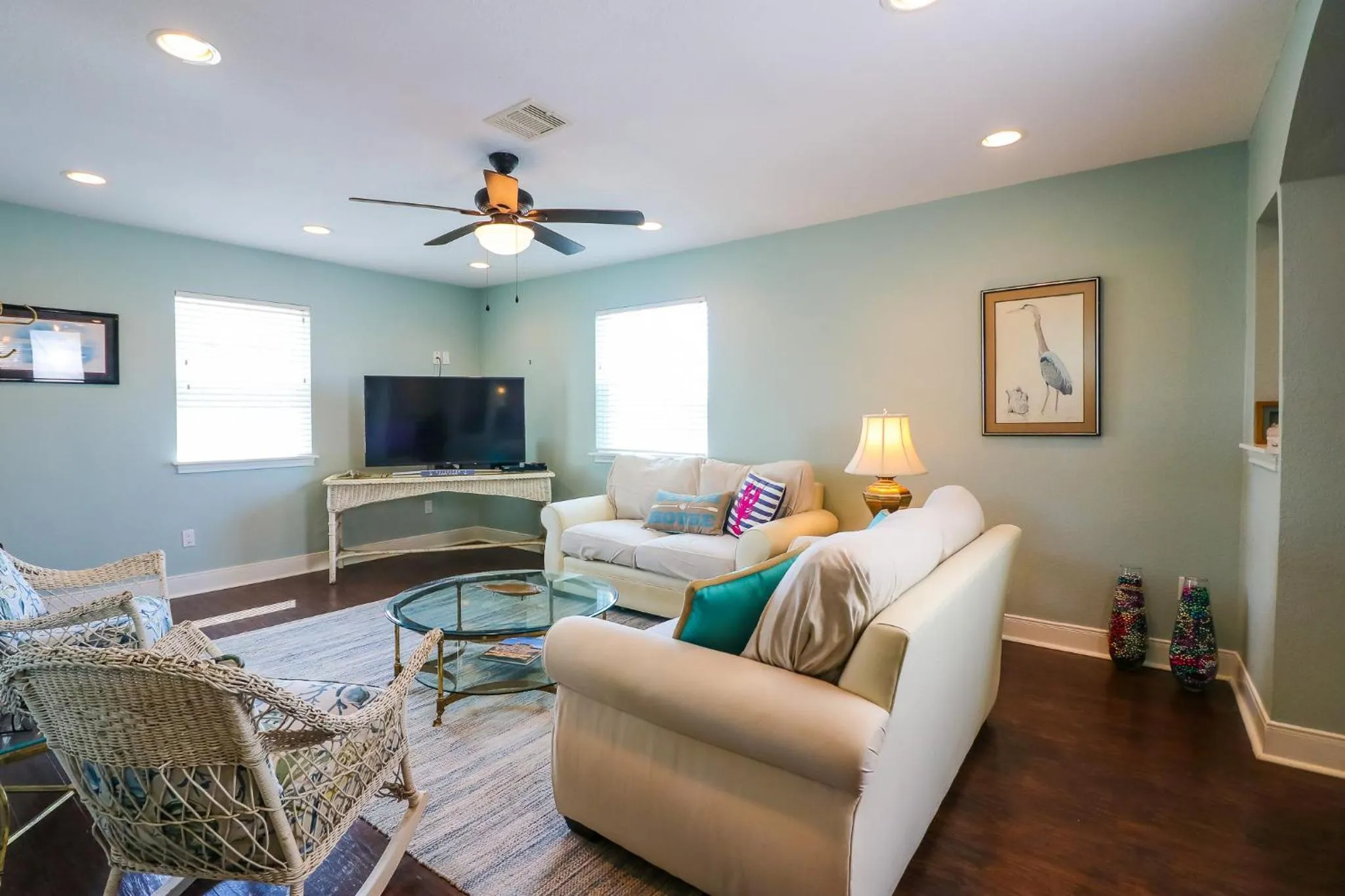 PERFECT location spacious yard coffee bar at this lovely beach home