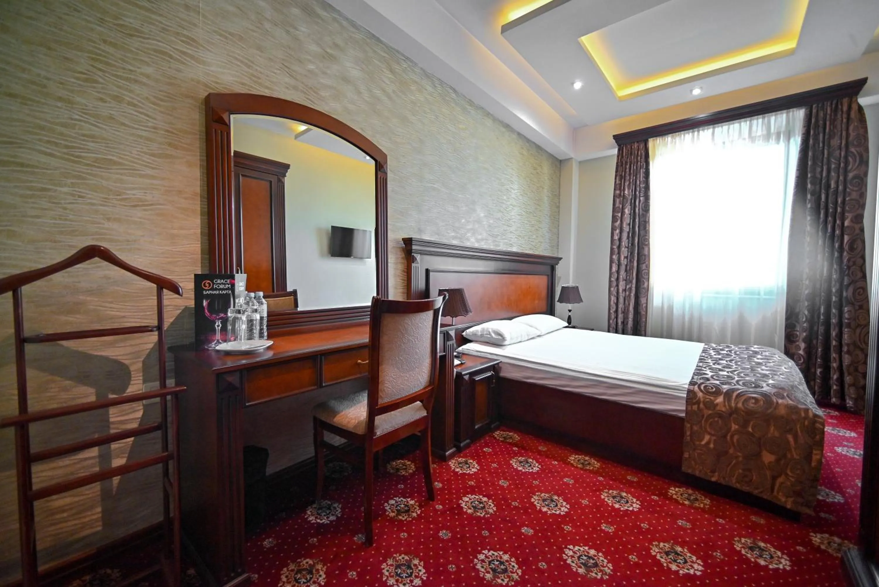 Bed in Spa Hotel Grace Forum