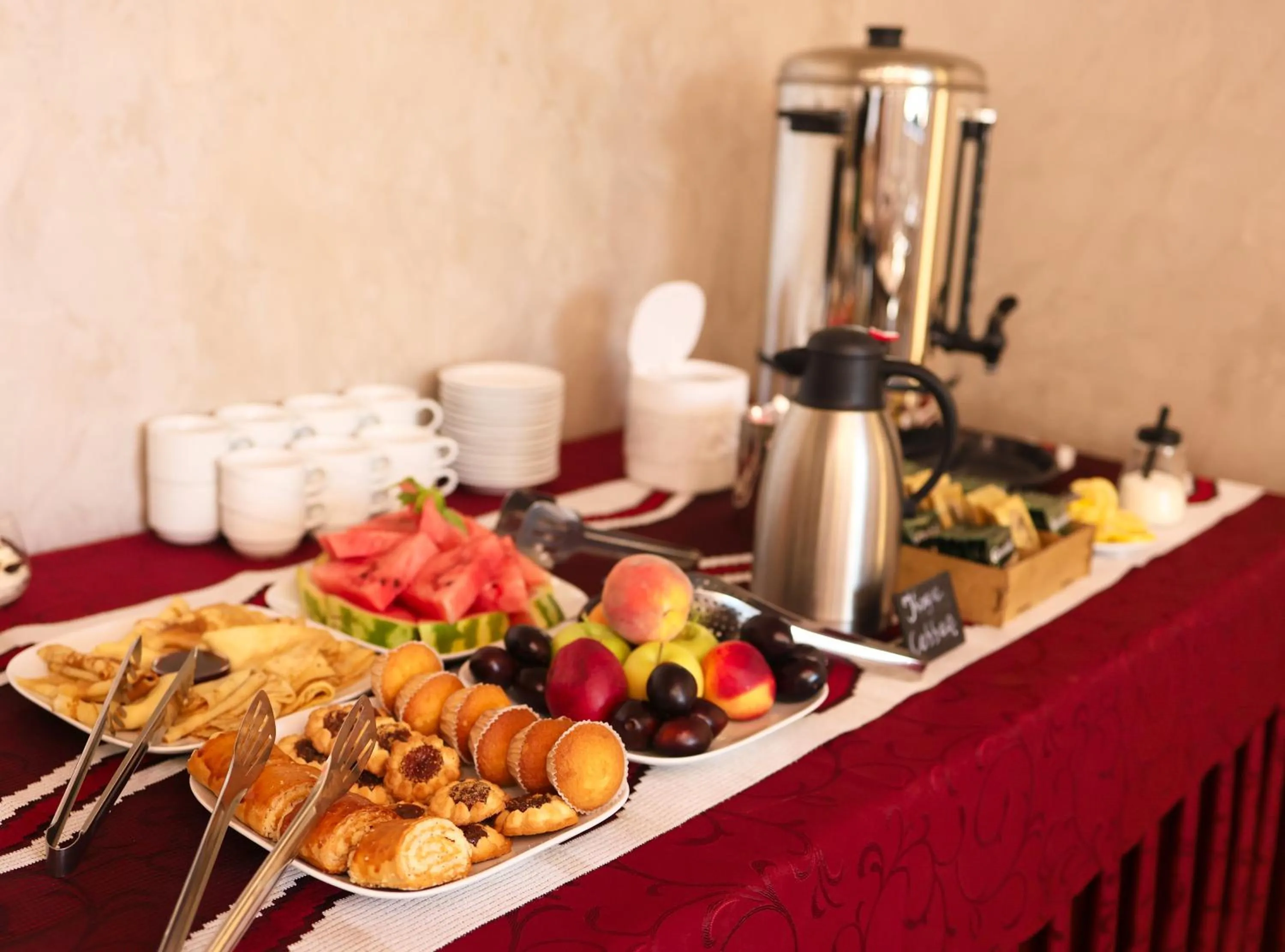 Restaurant/places to eat in Spa Hotel Grace Forum