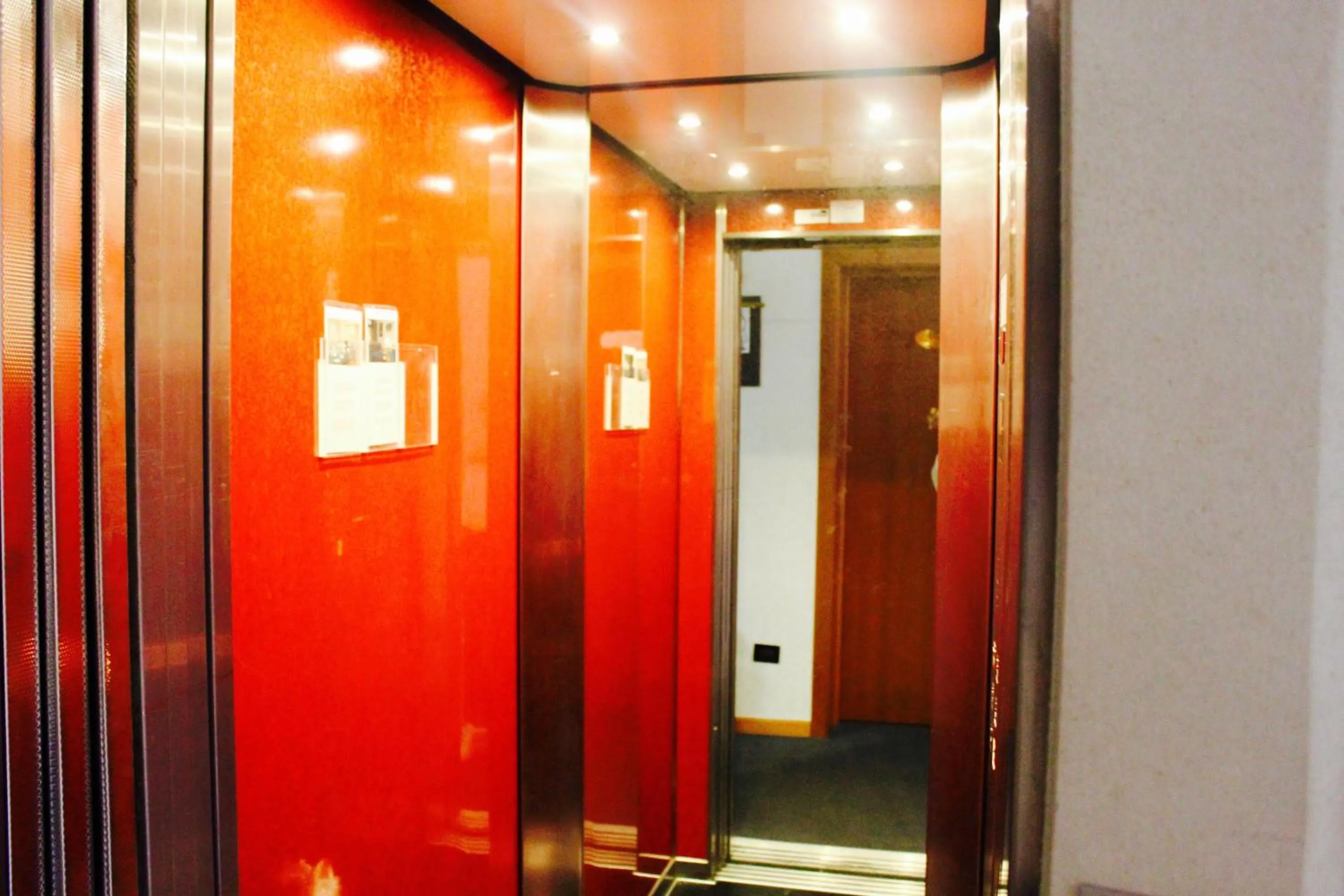 Arcangelo Roof Hotel