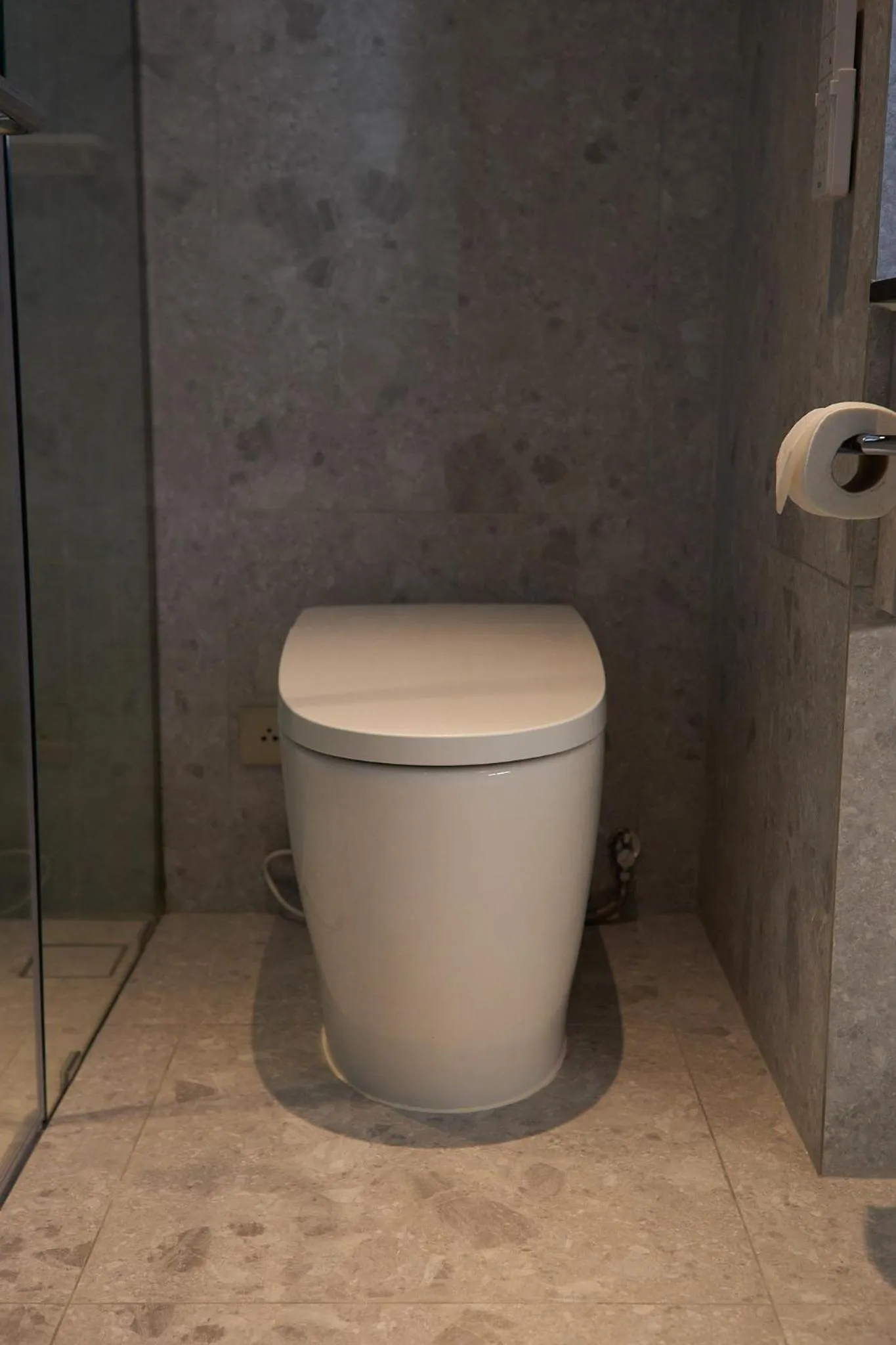 Toilet in The Path Siam