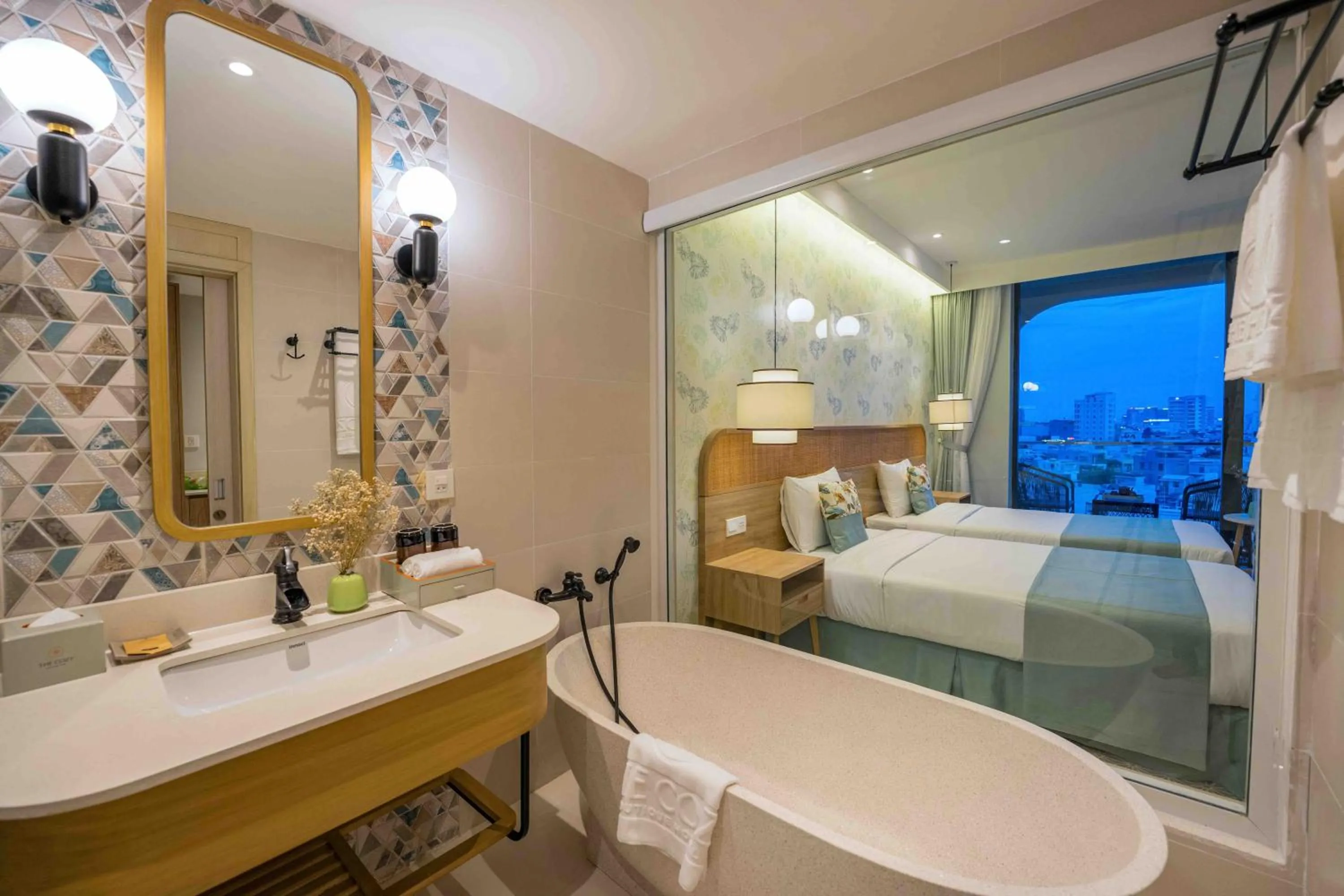 Bathroom, Bed in Cozy Danang Boutique Hotel