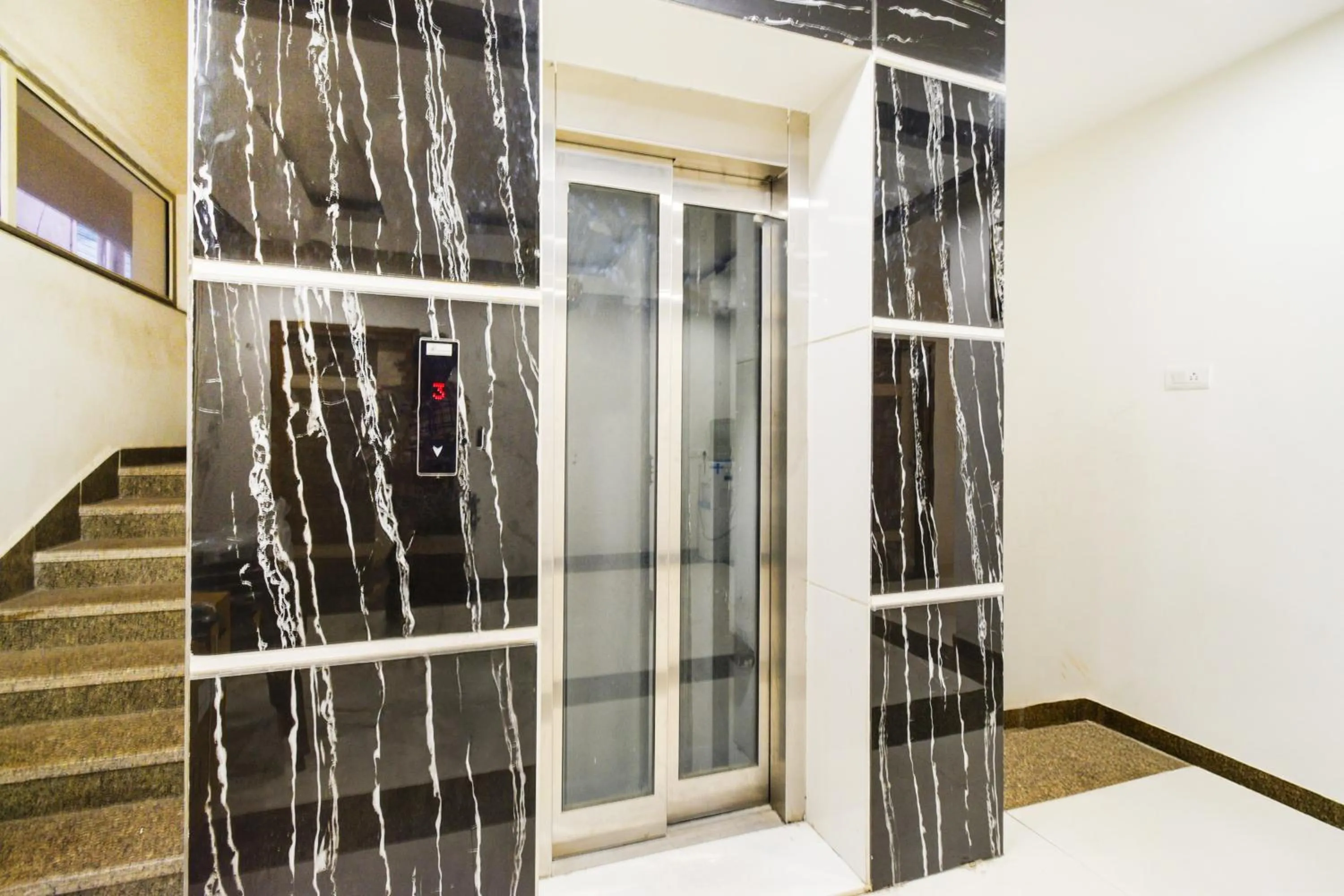 Lobby or reception in Super Townhouse Raniganj formerly Devi Residency