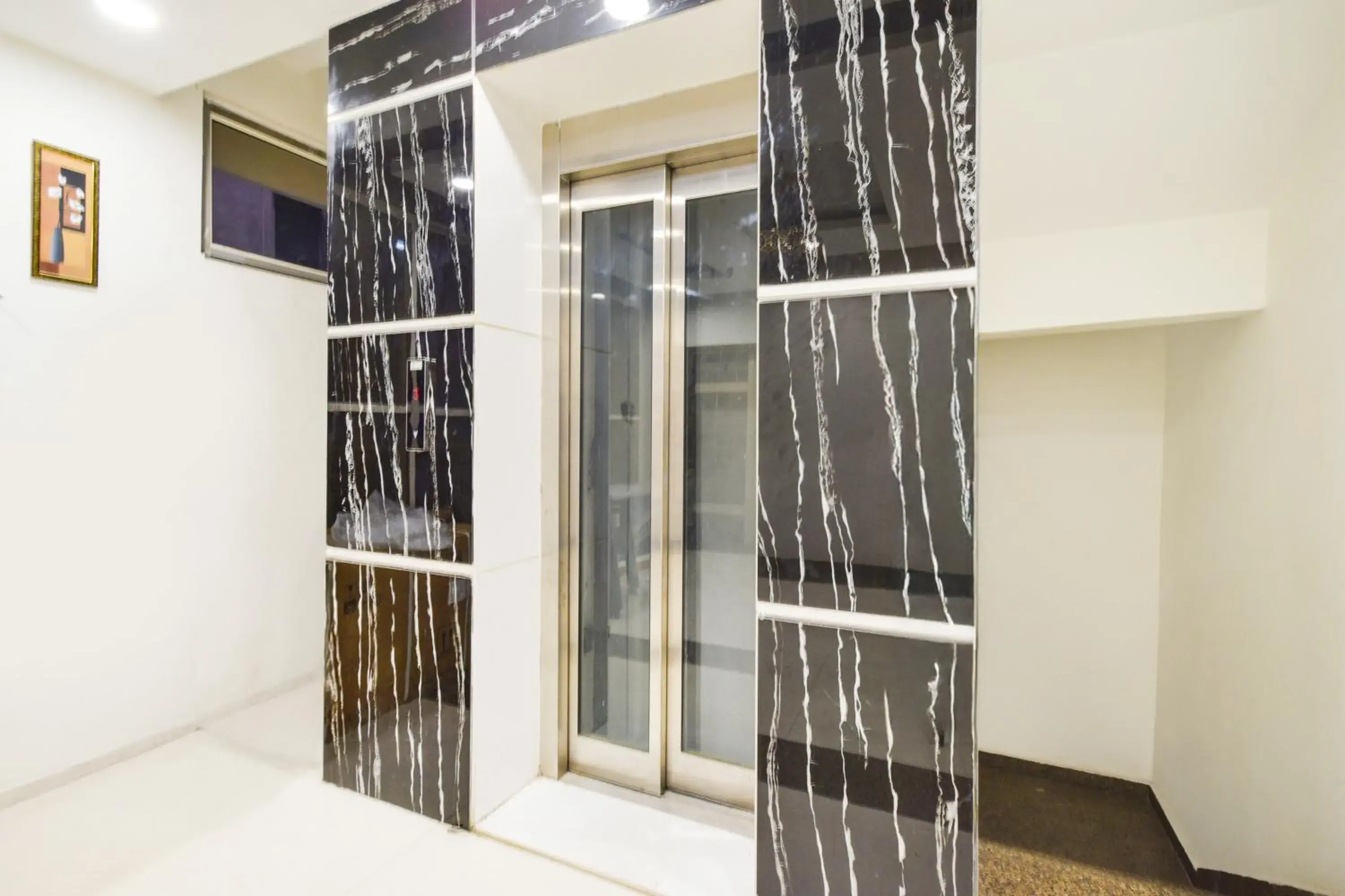 Lobby or reception in Super Townhouse Raniganj formerly Devi Residency Lobby or reception in Super Townhouse Raniganj formerly Devi Residency