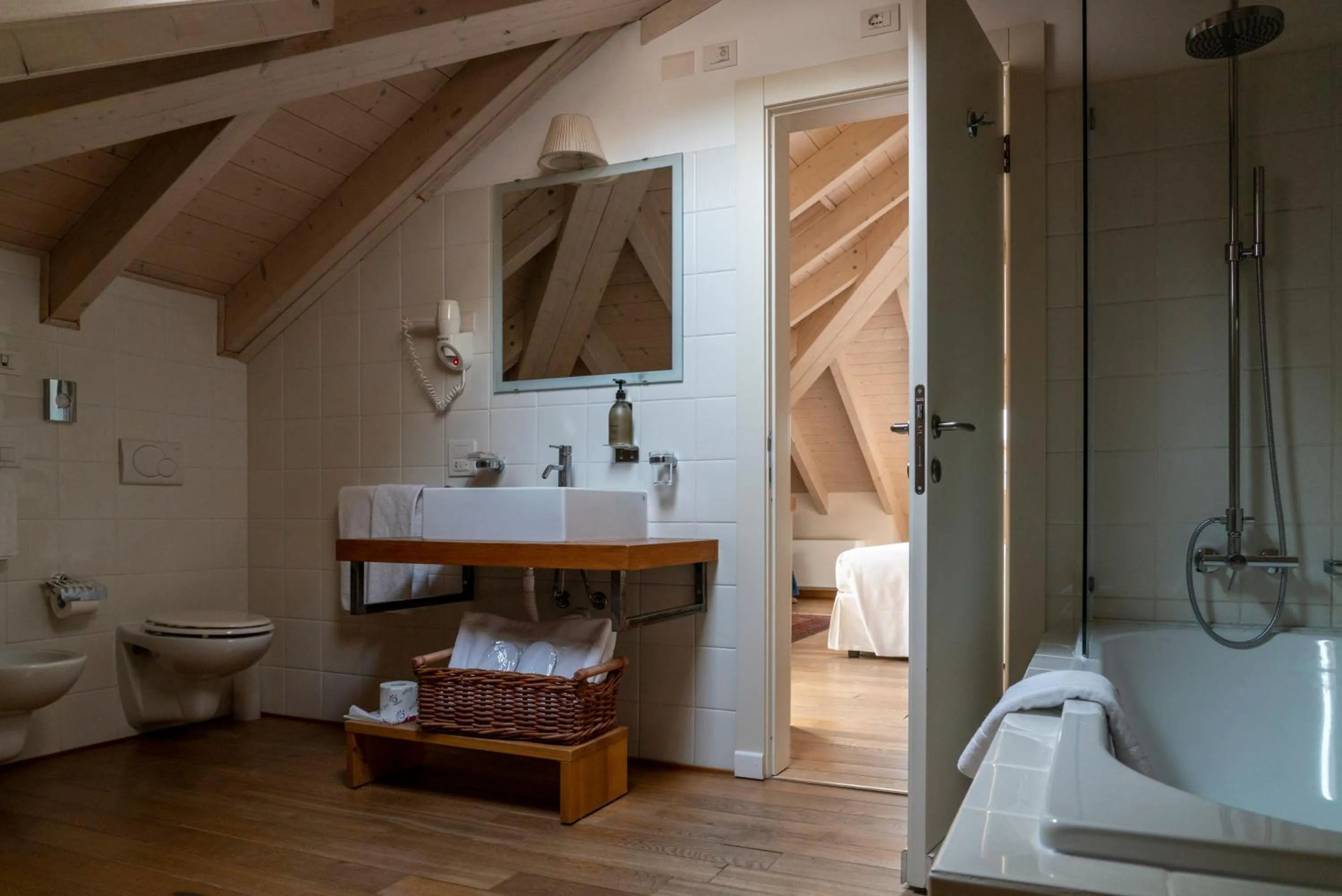 Toilet in Art Hotel Varese