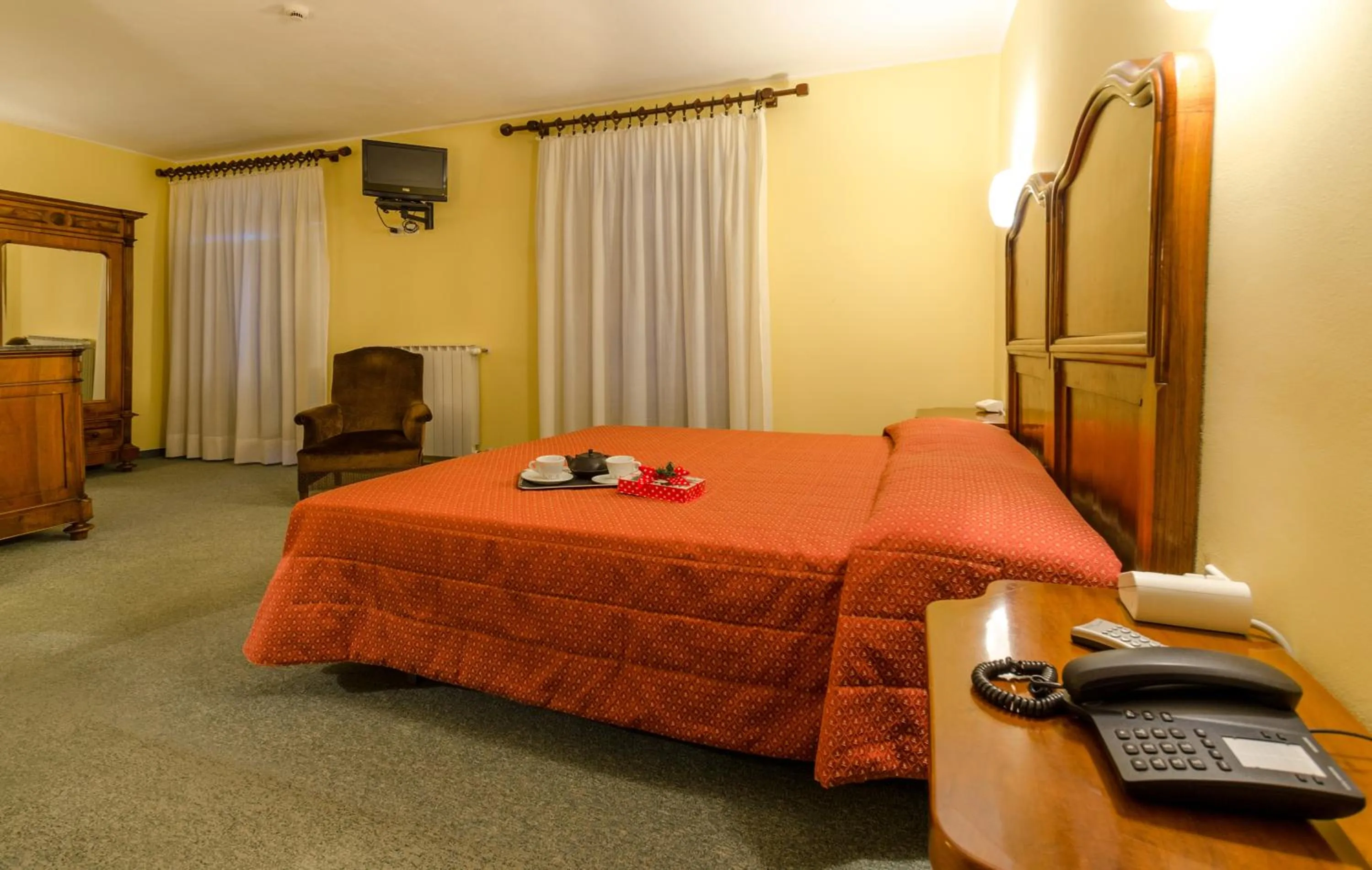 Decorative detail, Bed in Hotel Bigio