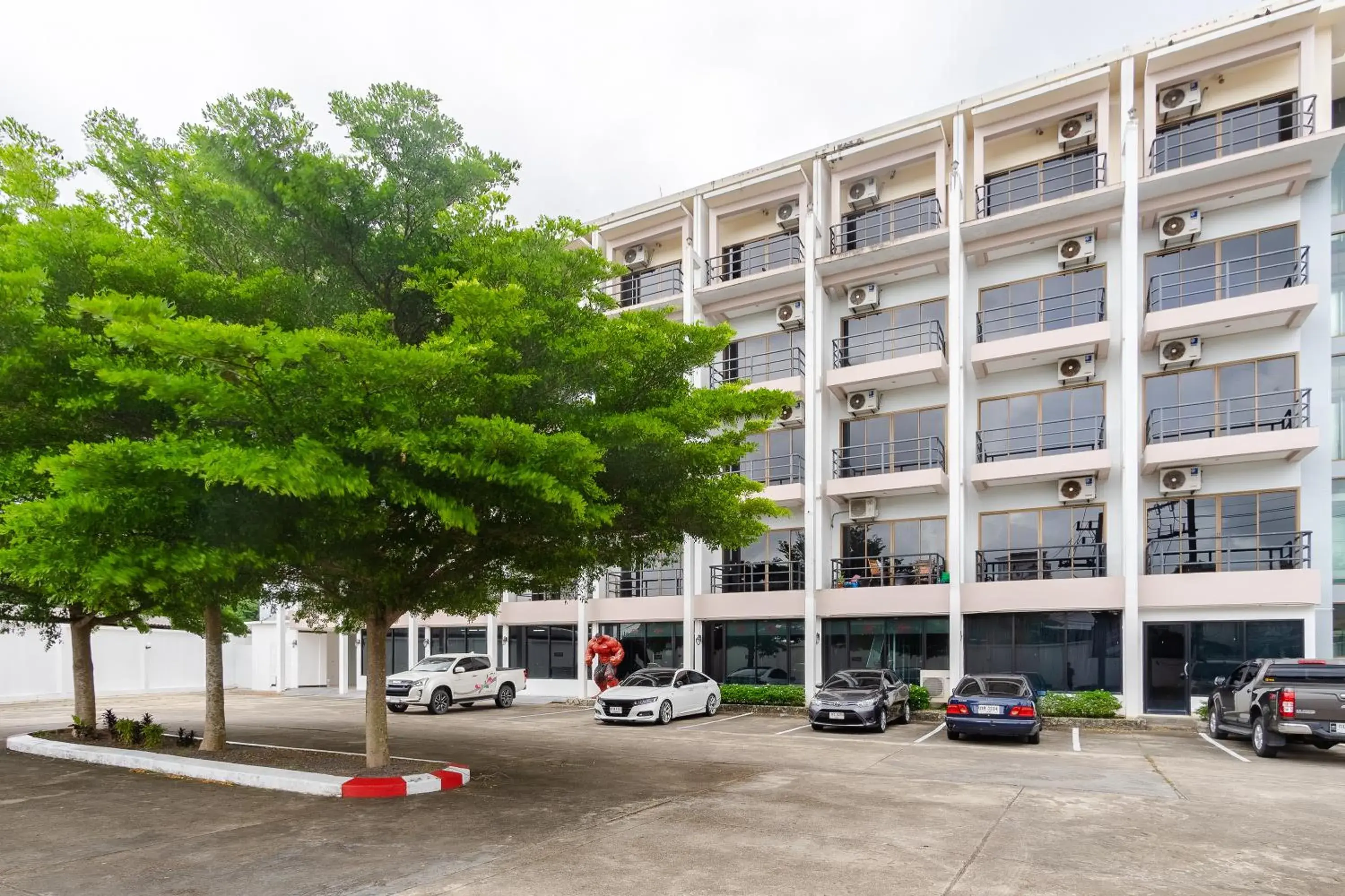 Property building in Goodday Kathu Property building in Goodday Kathu