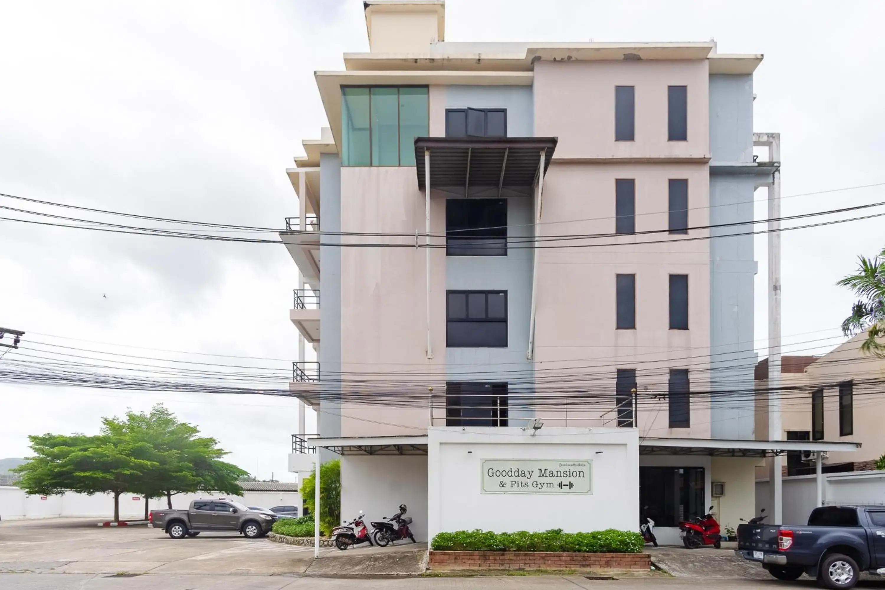 Property building in Goodday Kathu Property building in Goodday Kathu