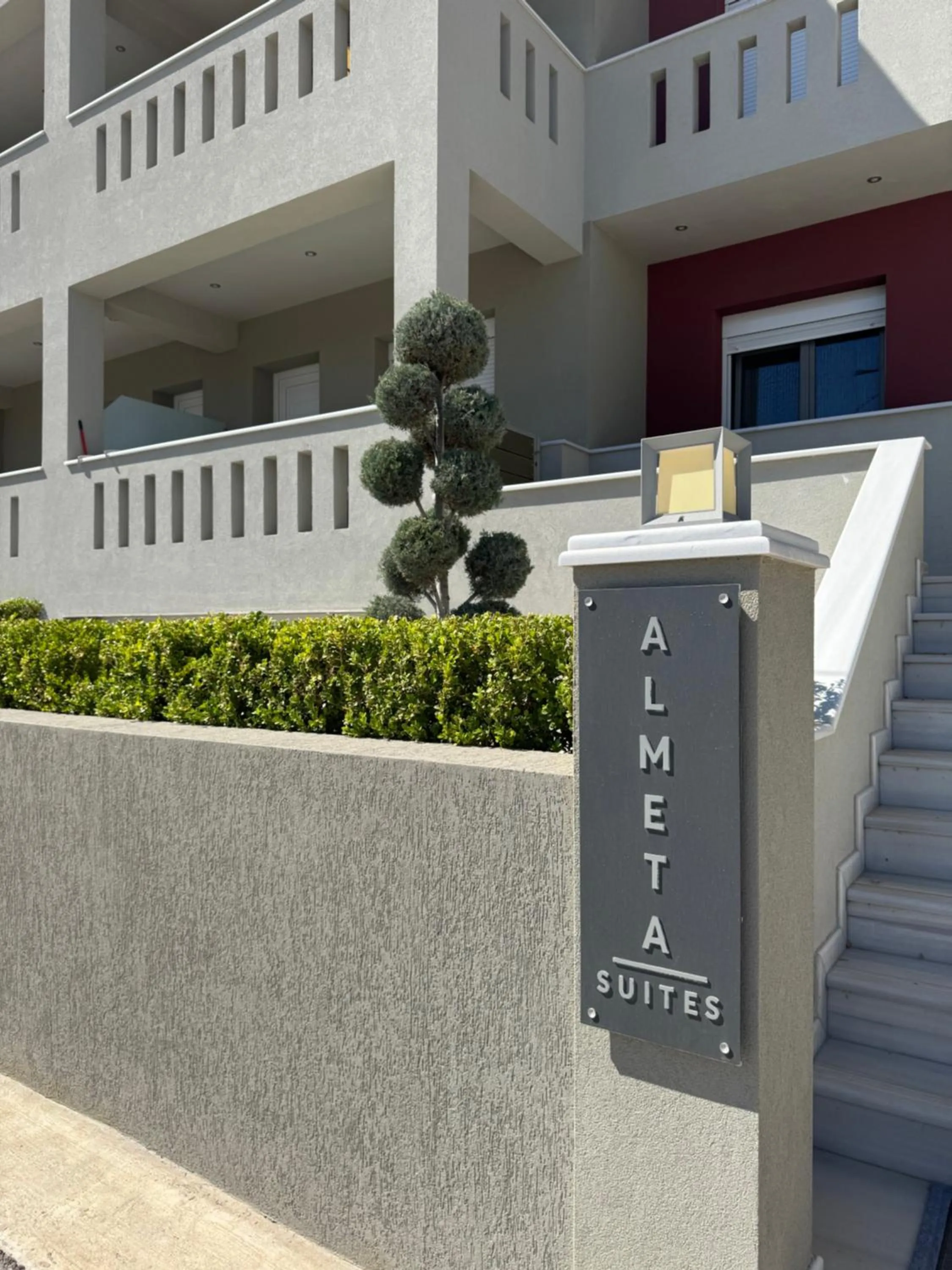 Almeta Suites