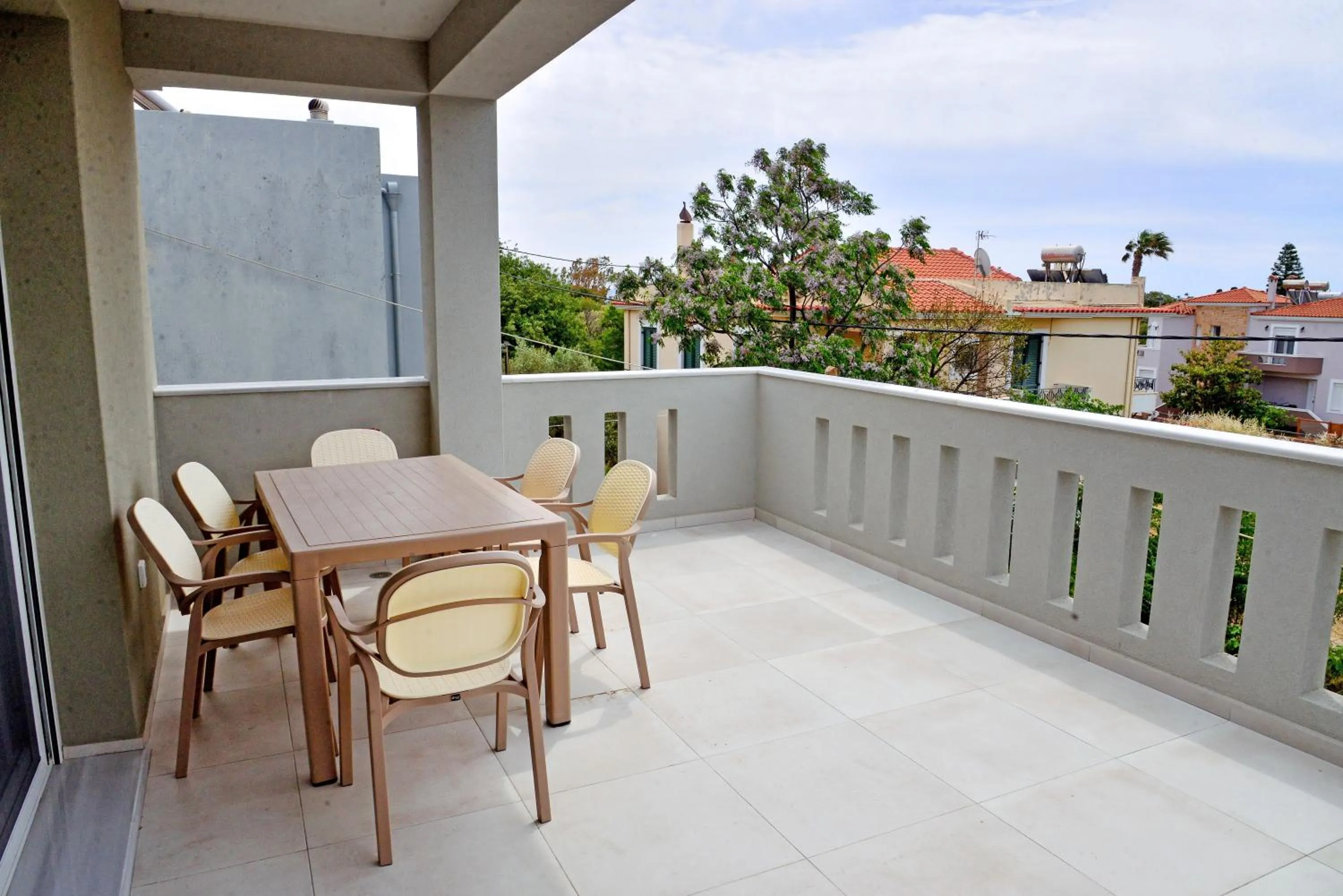 Balcony/Terrace in Almeta Suites
