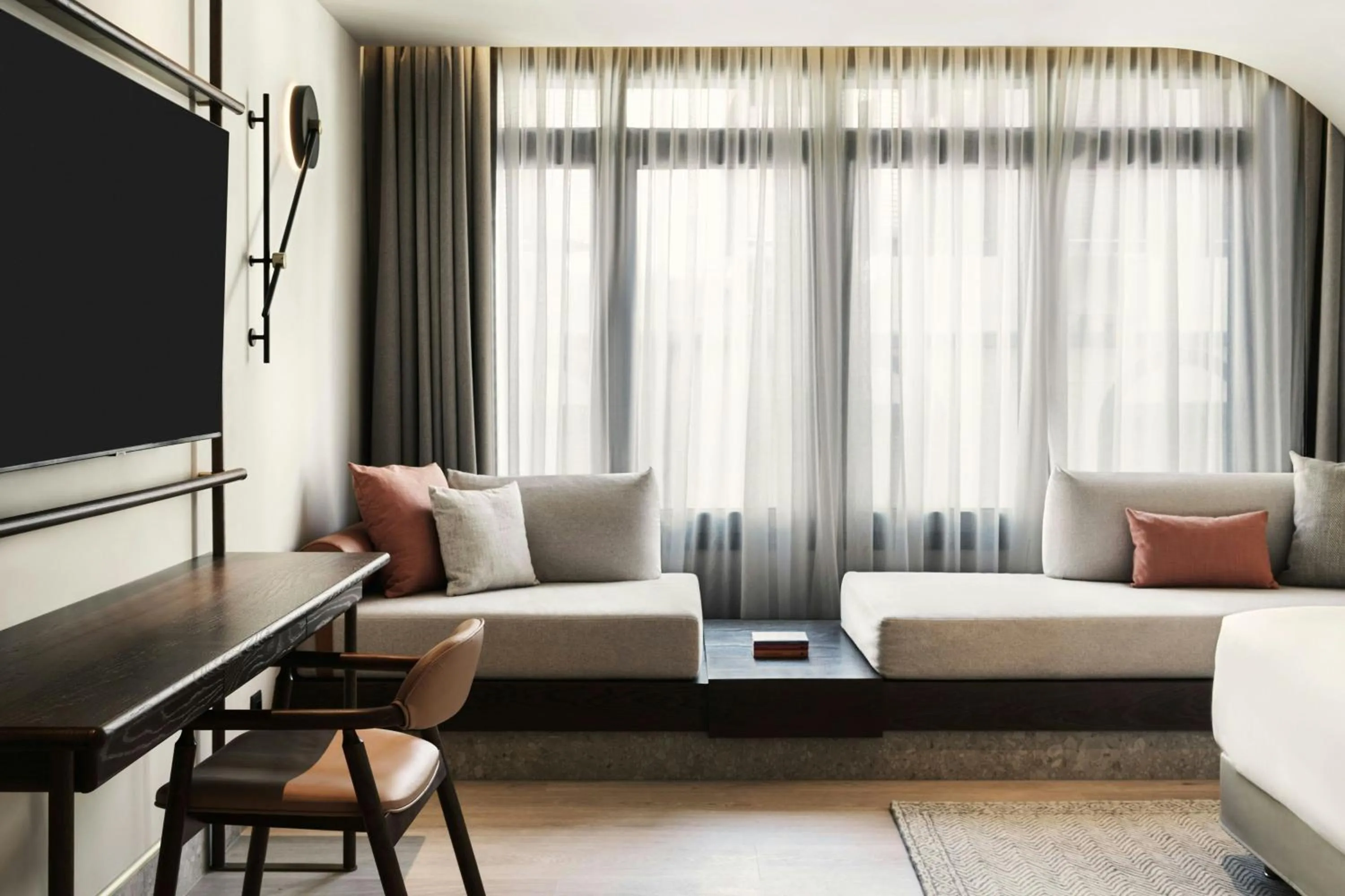 Lounge or bar, Bed in MonAsty, Thessaloniki, Autograph Collection