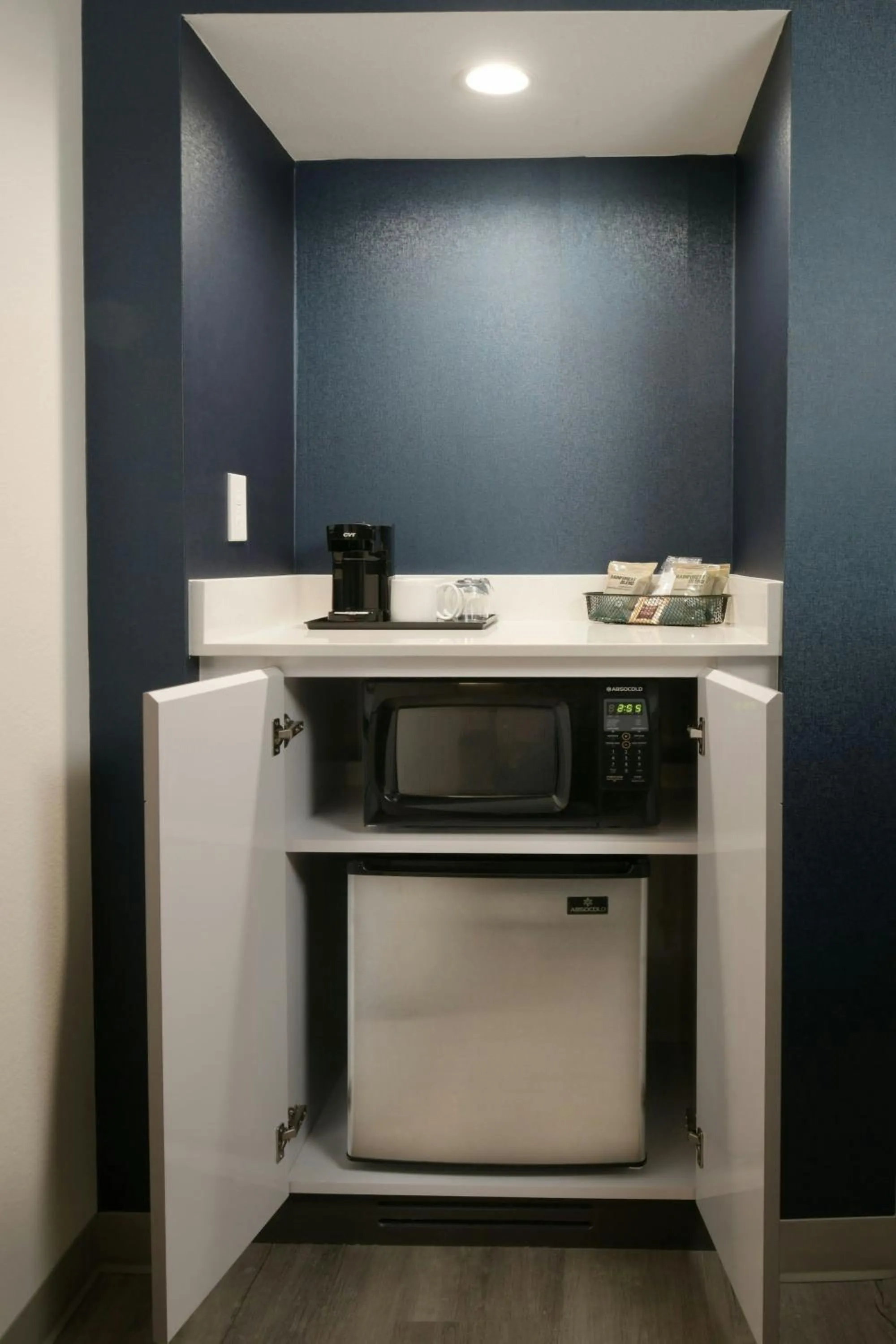 Lounge or bar in SpringHill Suites by Marriott Lindale Tyler