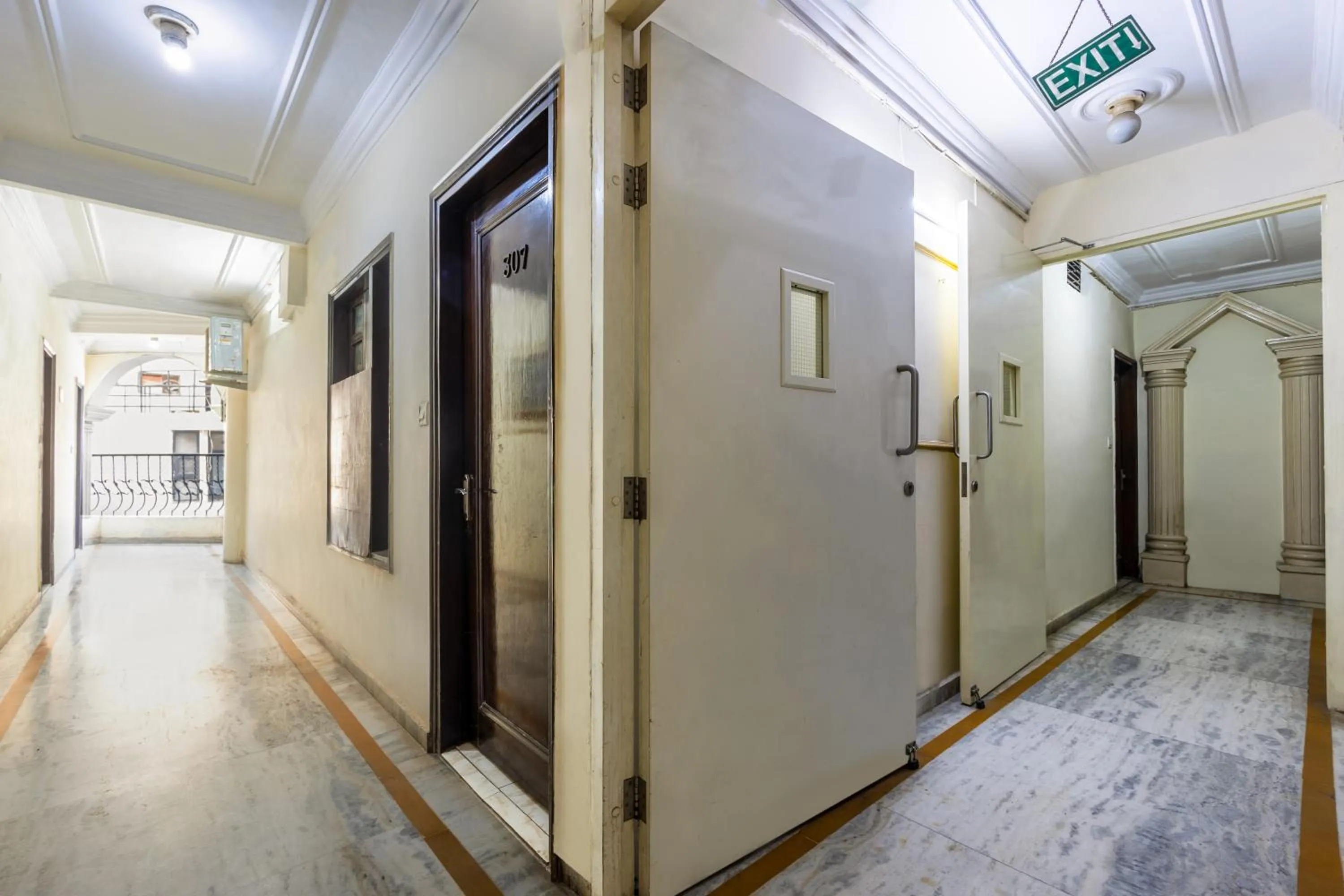 Property building in Hotel Ashoka Continental Near New Delhi Railway station