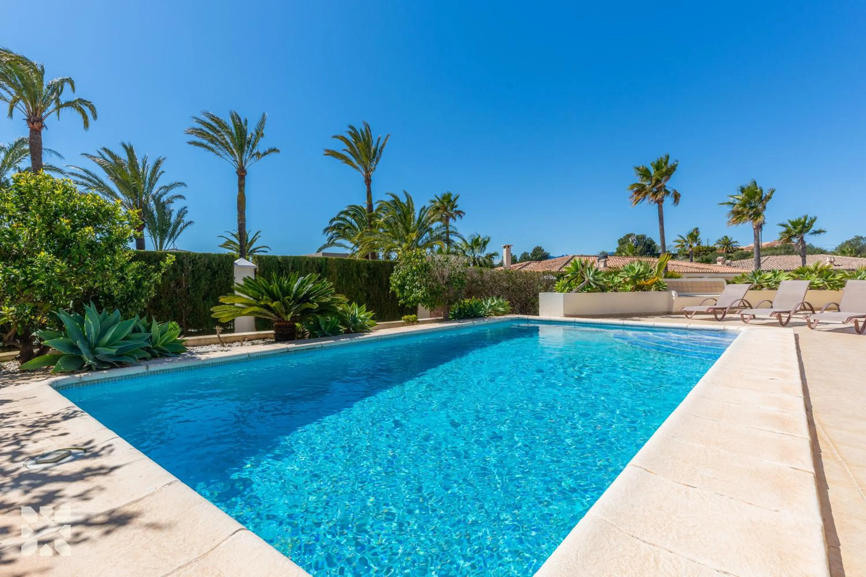 Villa La Corona by Abahana Villas