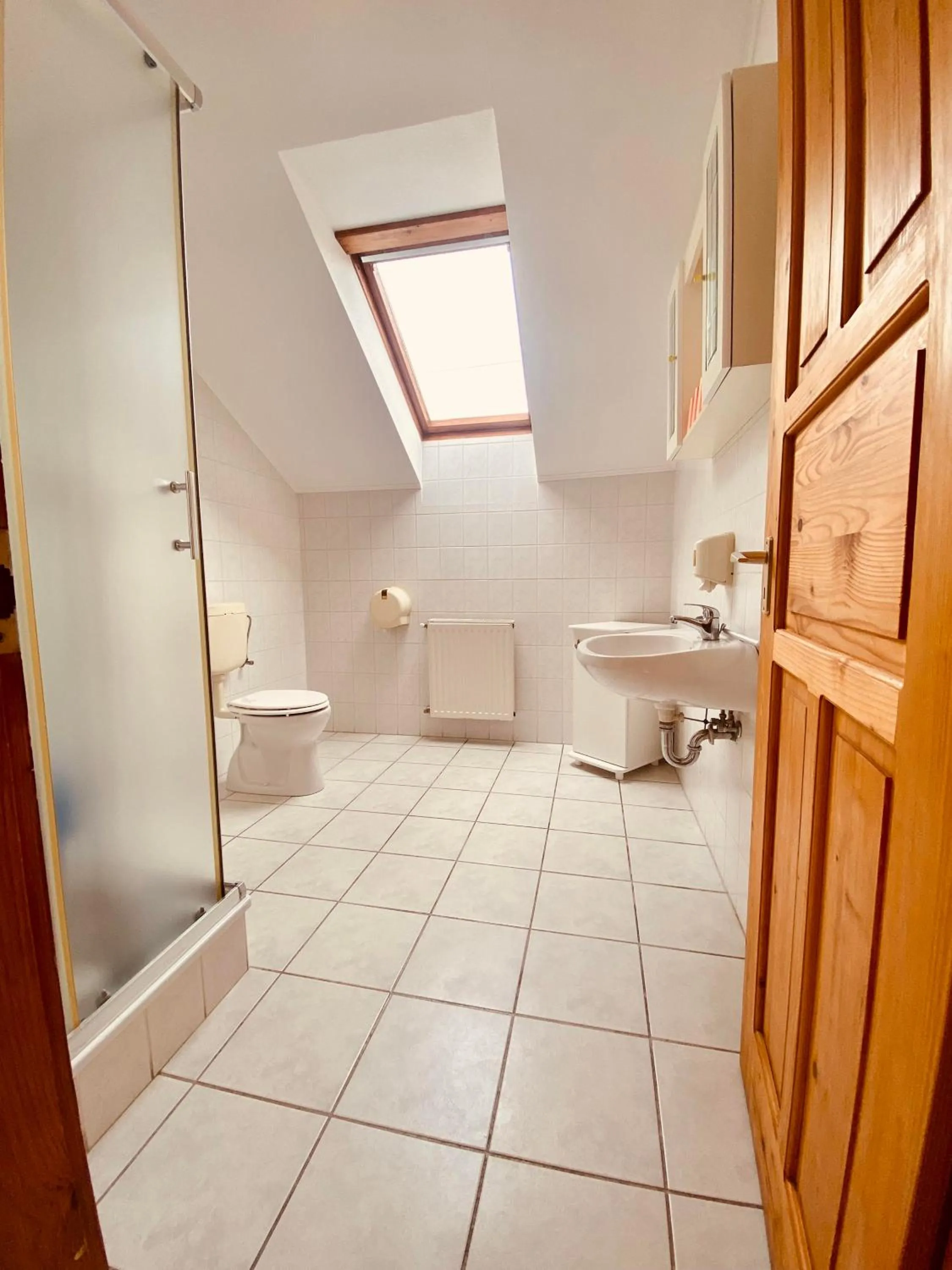 Bathroom in Sommer Panzió