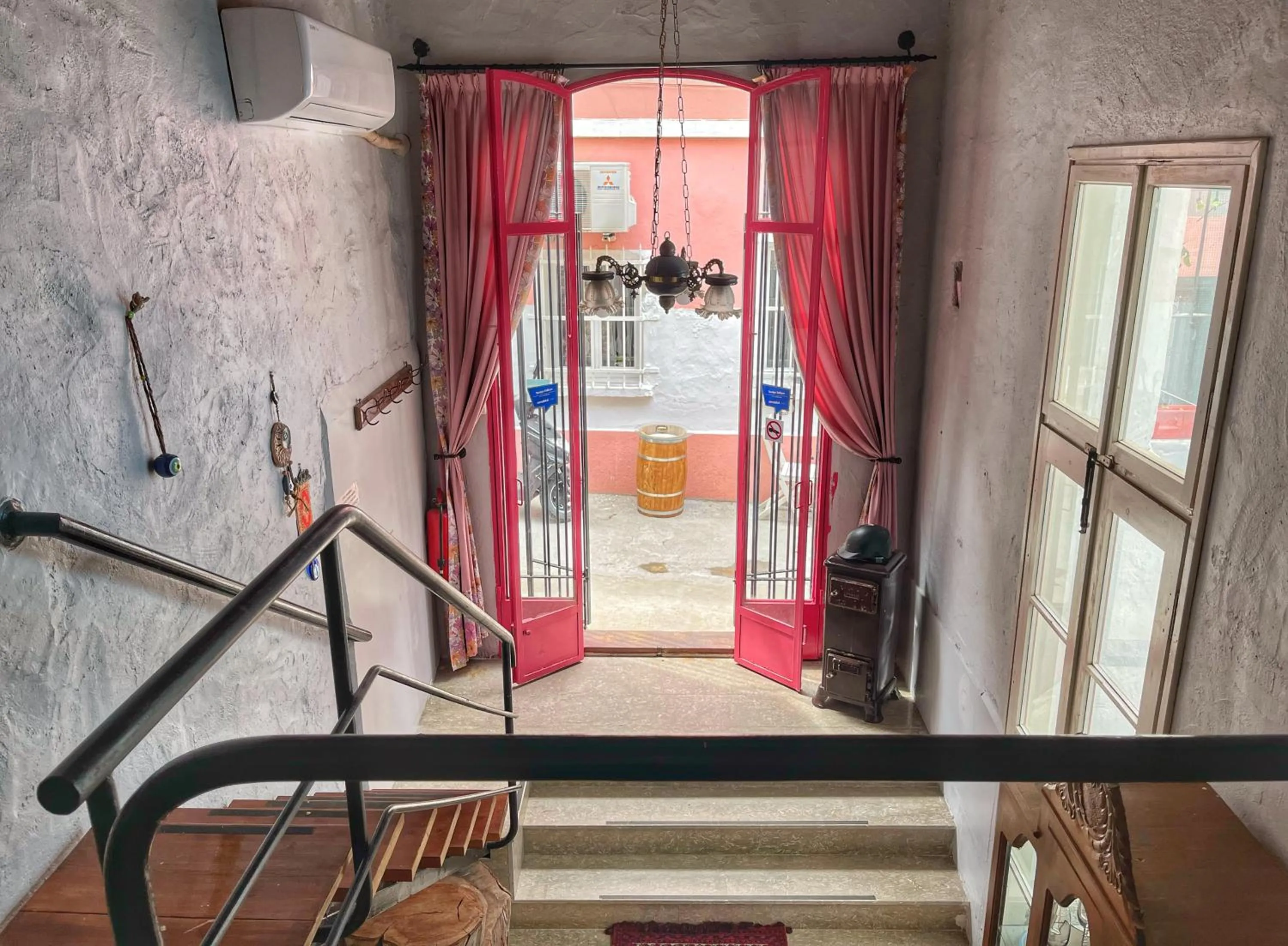 Facade/entrance in Eolya Konuk Evi