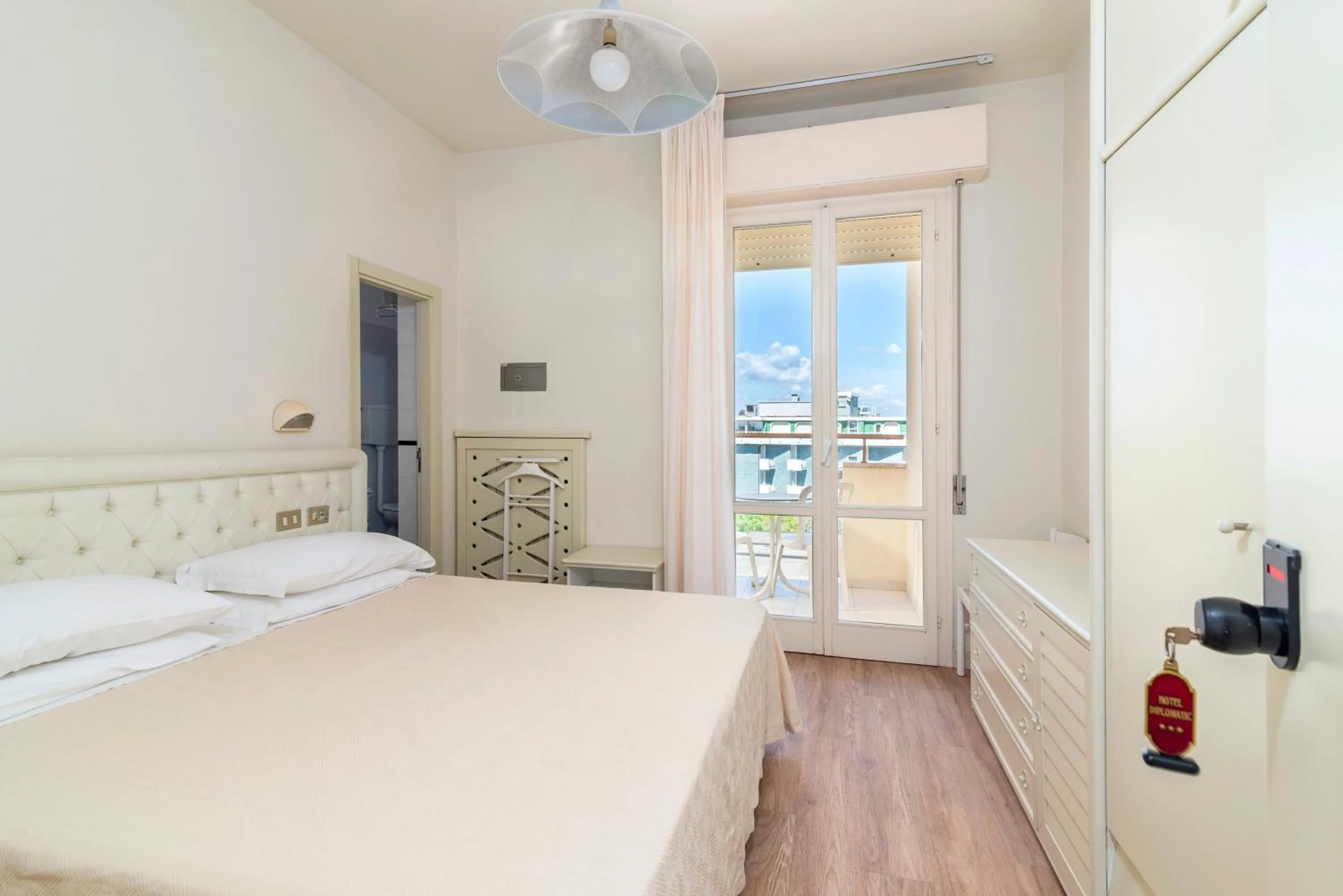 Bedroom, Bed in Diplomatic