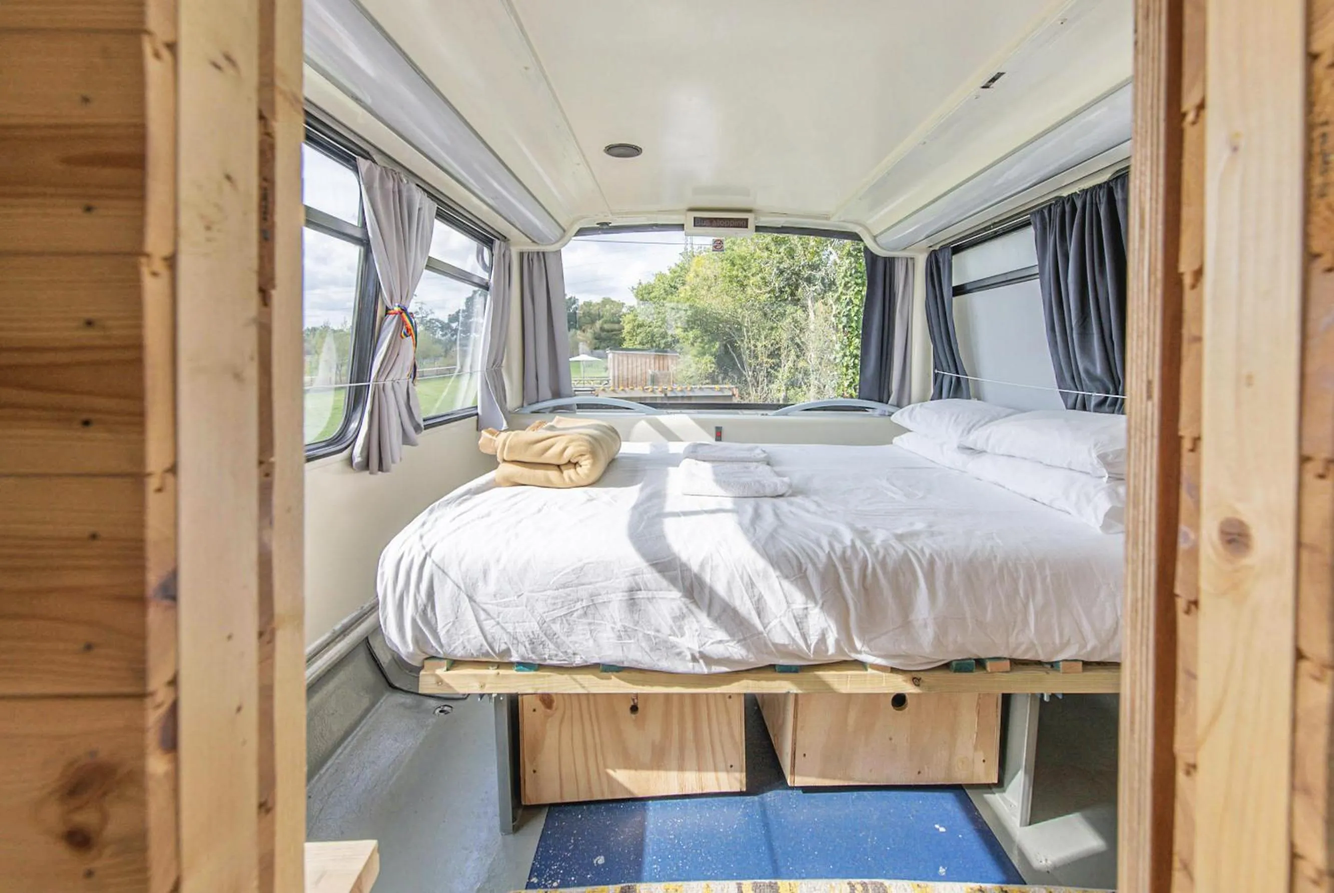 Bedroom, Bed in Double Decker Bus on an Alpaca Farm sleeps 8