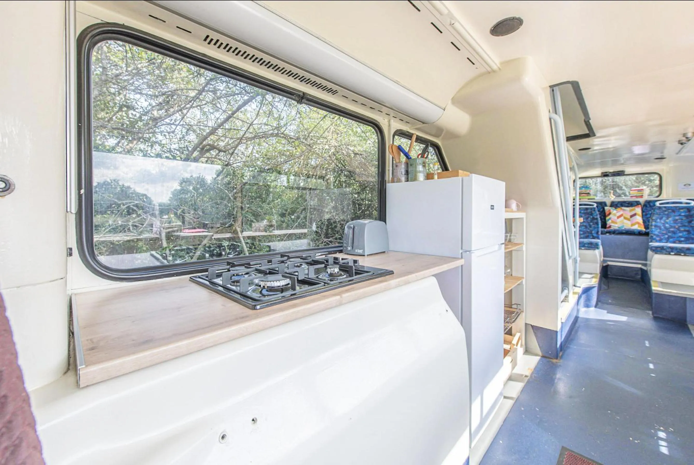Kitchen or kitchenette in Double Decker Bus on an Alpaca Farm sleeps 8