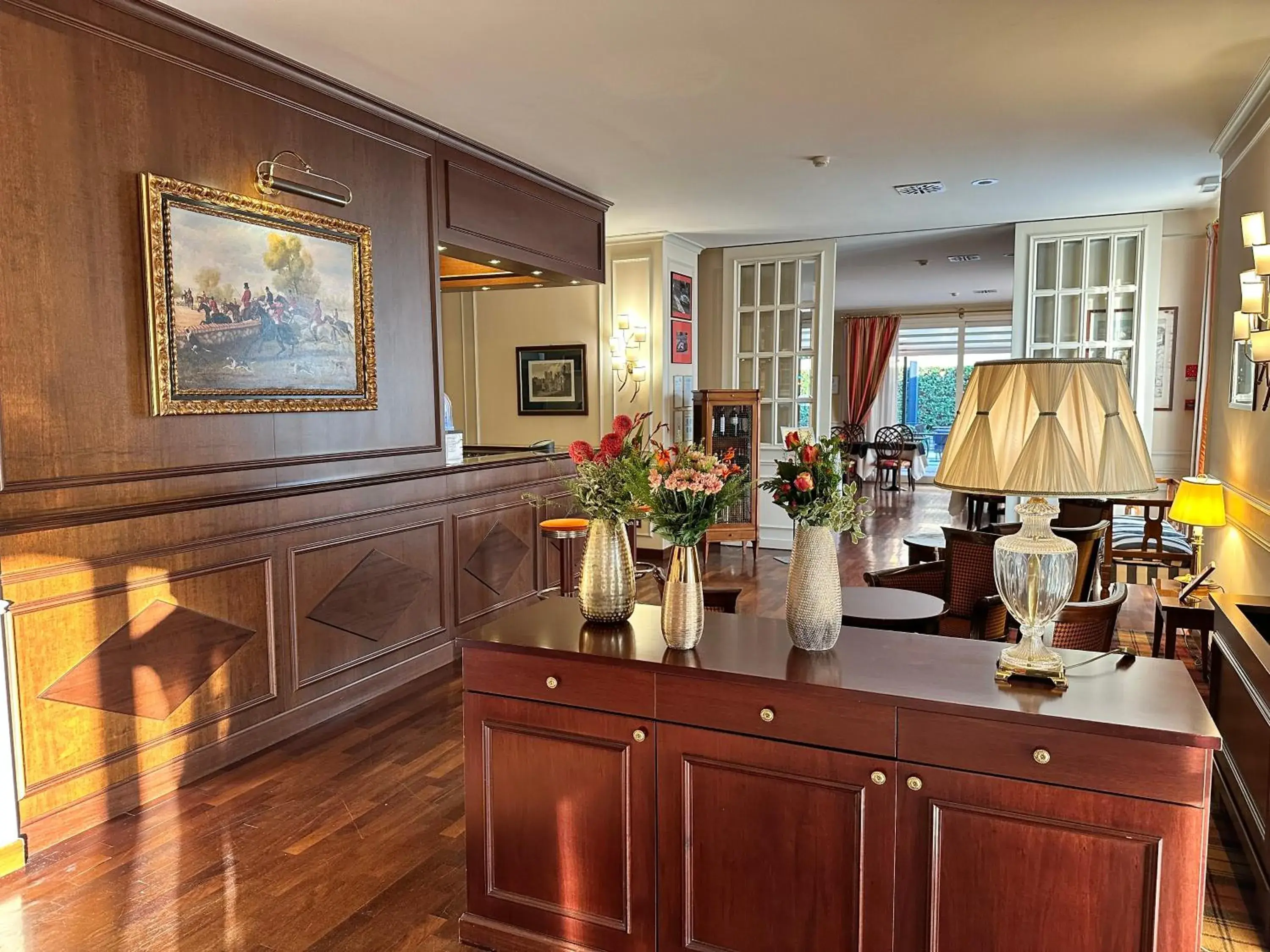 Lounge or bar in The Regency Sure Hotel Collection by Best Western Lounge or bar in The Regency Sure Hotel Collection by Best Western