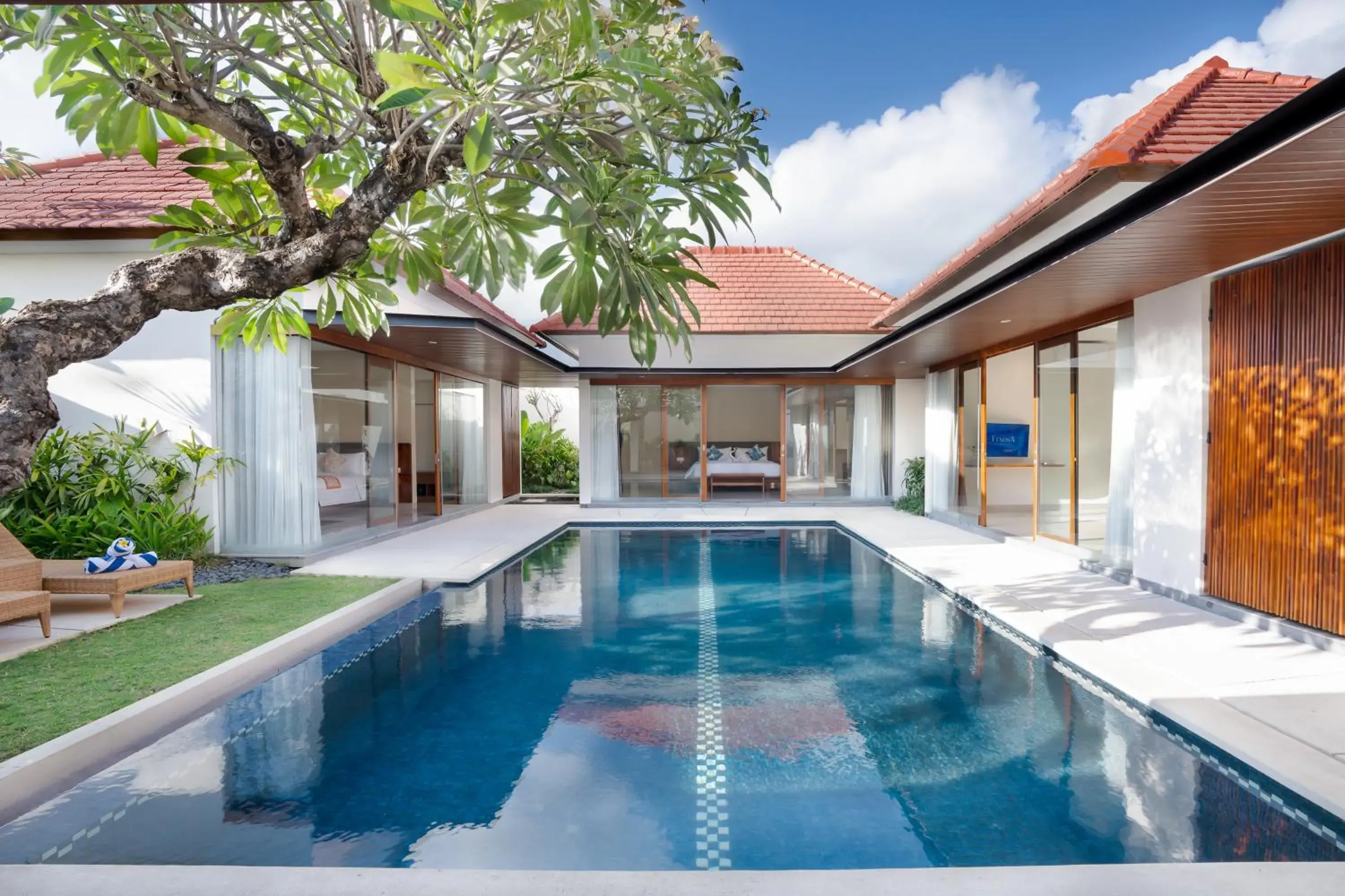 Three-Bedroom Villa in Fenosa Seminyak Villas Three-Bedroom Villa in Fenosa Seminyak Villas