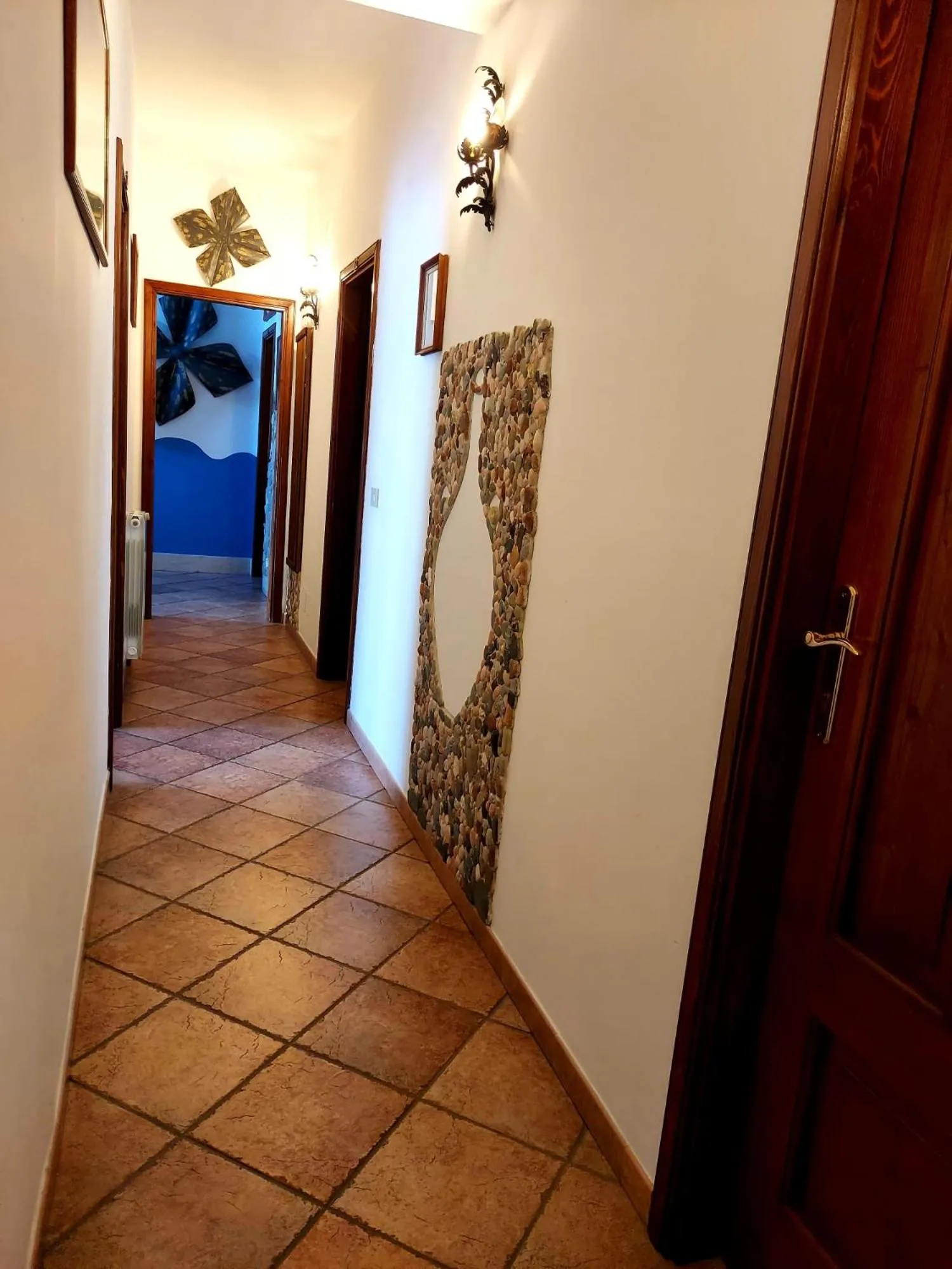 Facade/entrance in Sole Mare B&B