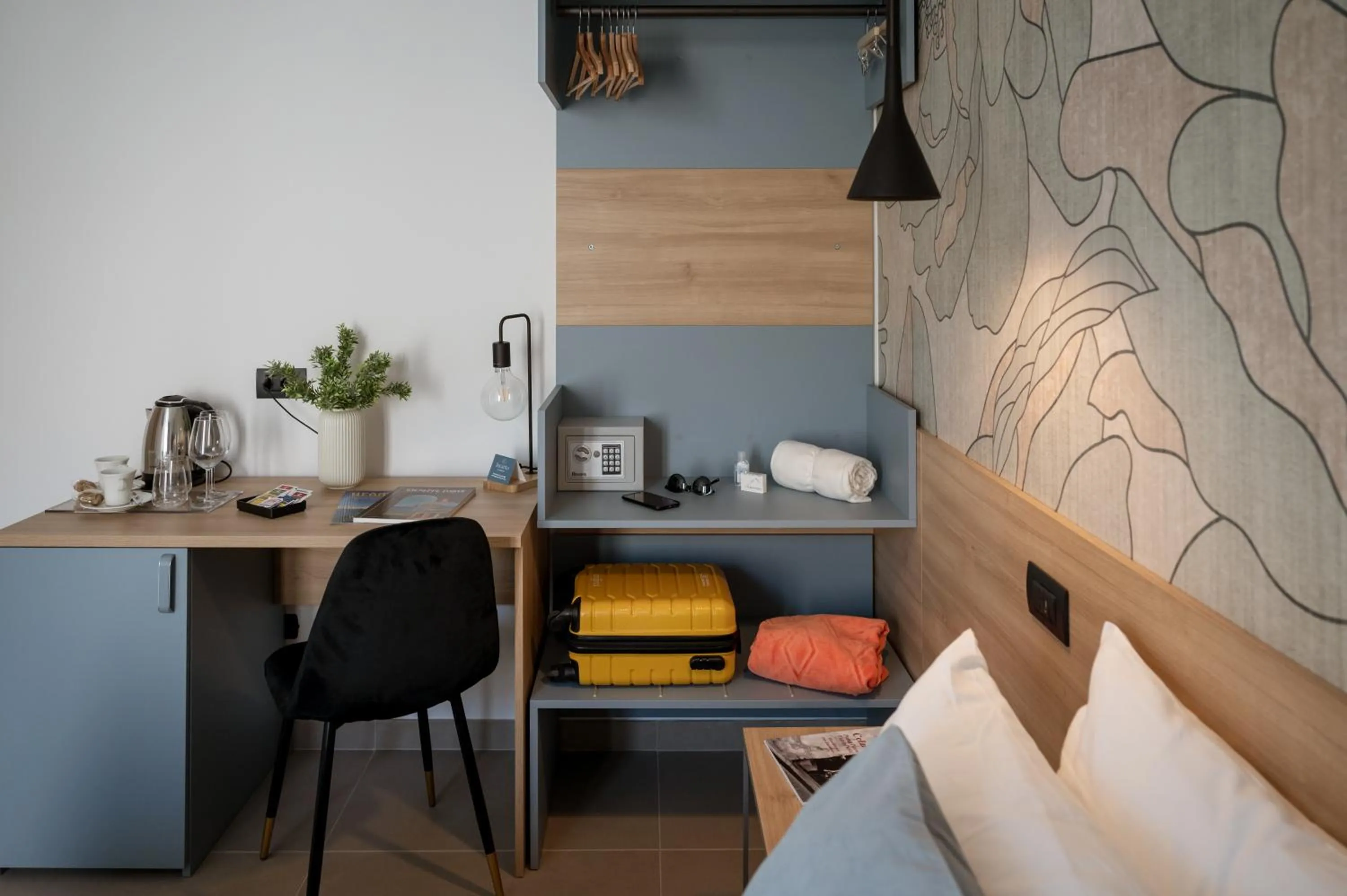 Coffee/tea facilities in Incanto B&B Cefalù