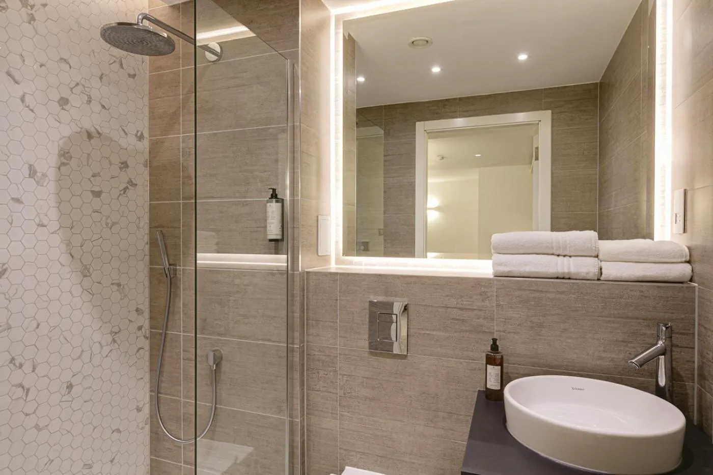 Bathroom in Charles Hope London Brentford