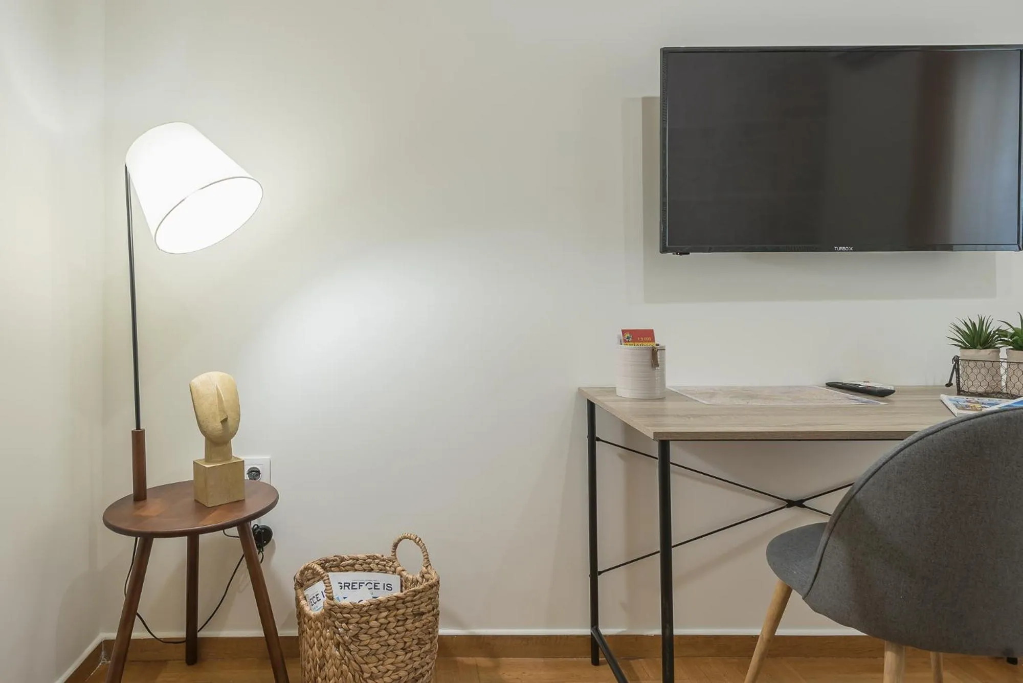 Business facilities in City Suite by Cloudkeys