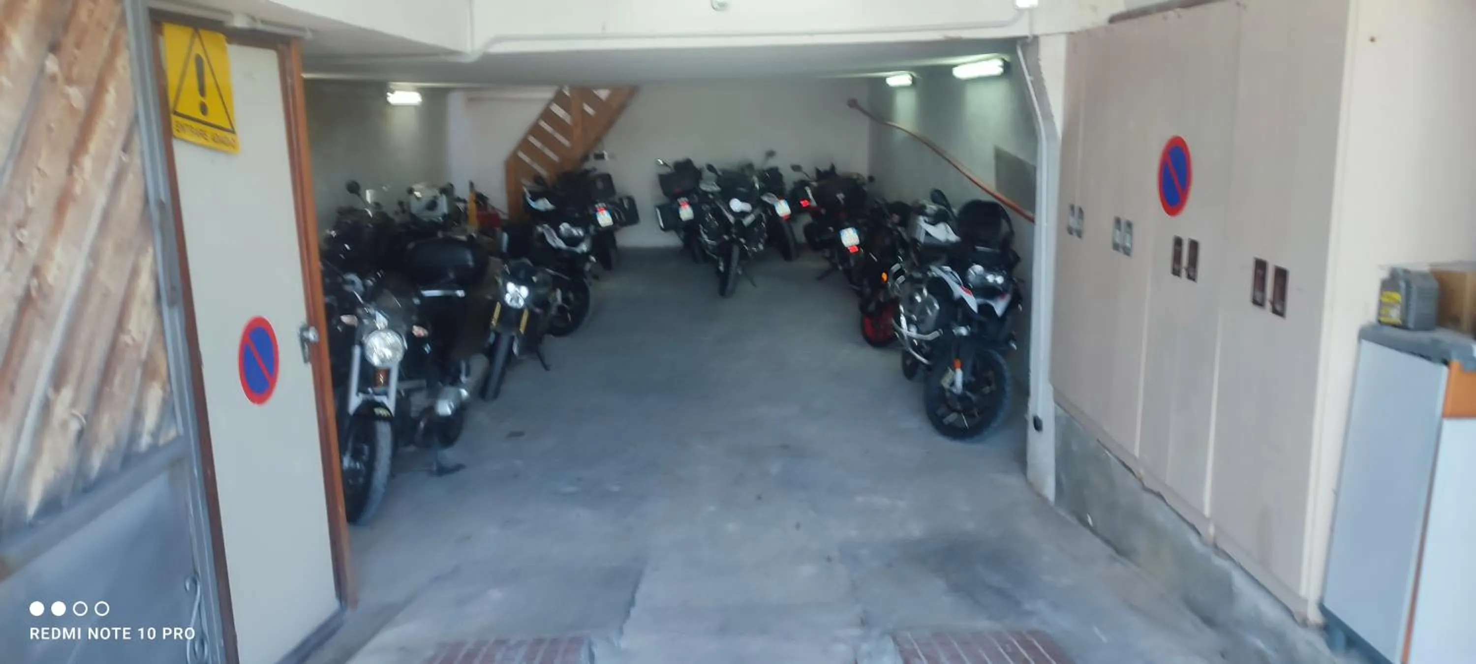 group of guests in Hotel Dei Sette