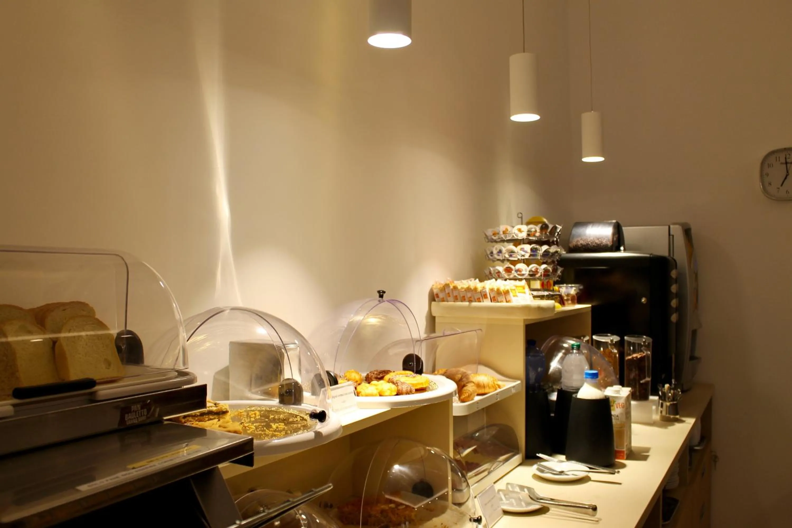 Coffee/tea facilities in Hotel Dei Sette