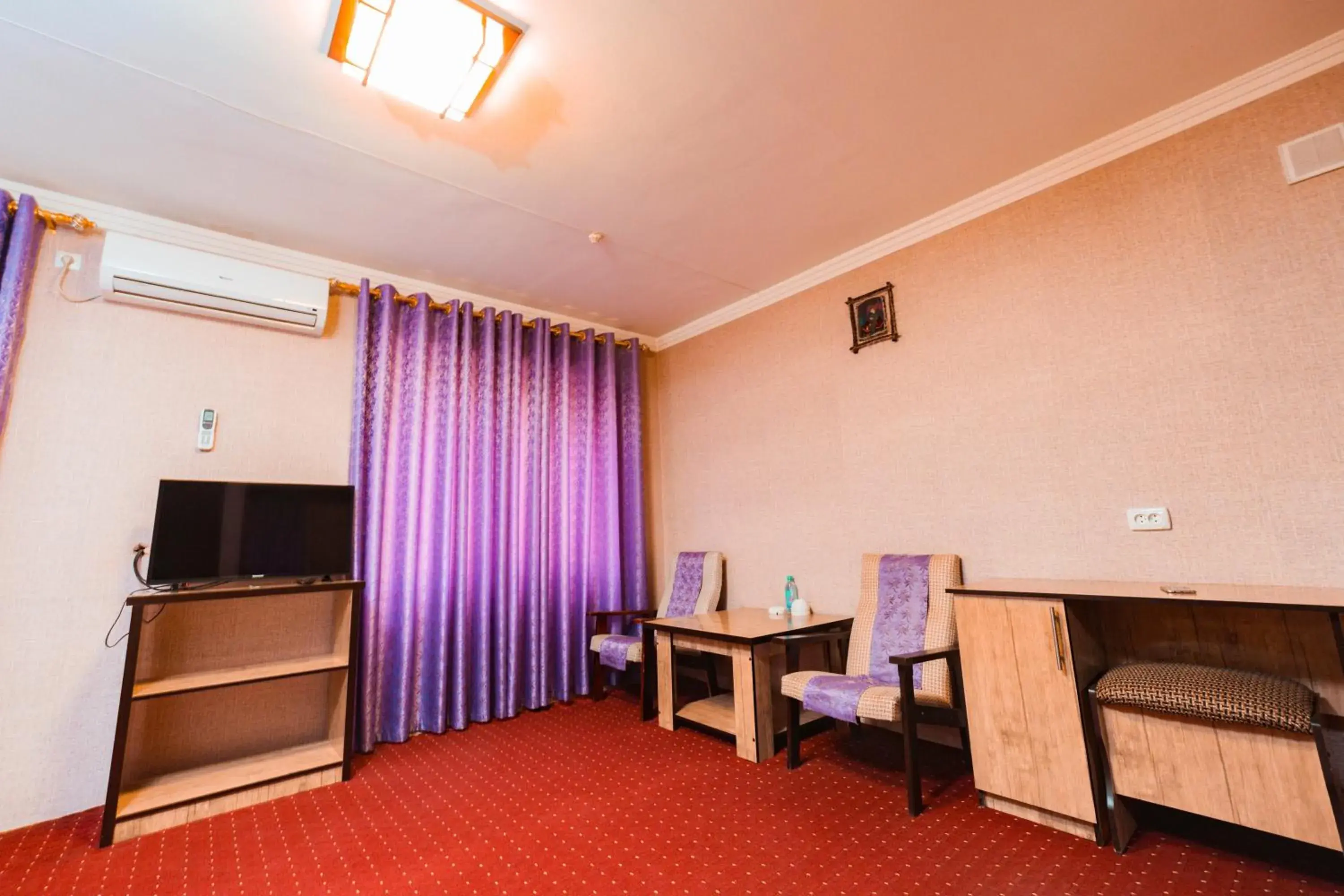 Photo of the whole room in Reikartz Kokand Photo of the whole room in Reikartz Kokand