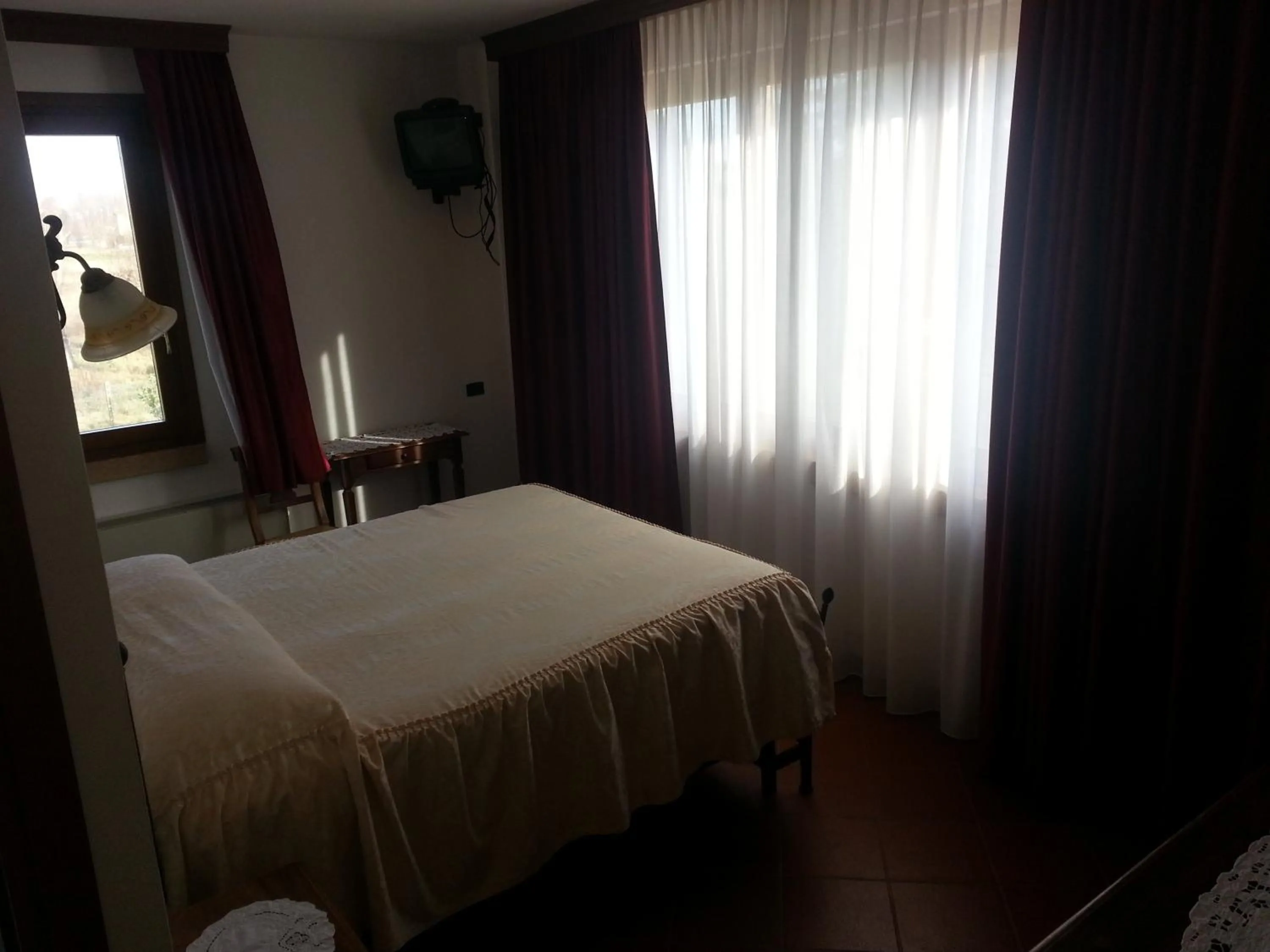 Bedroom, Bed in Agriturismo Corte Trincerone