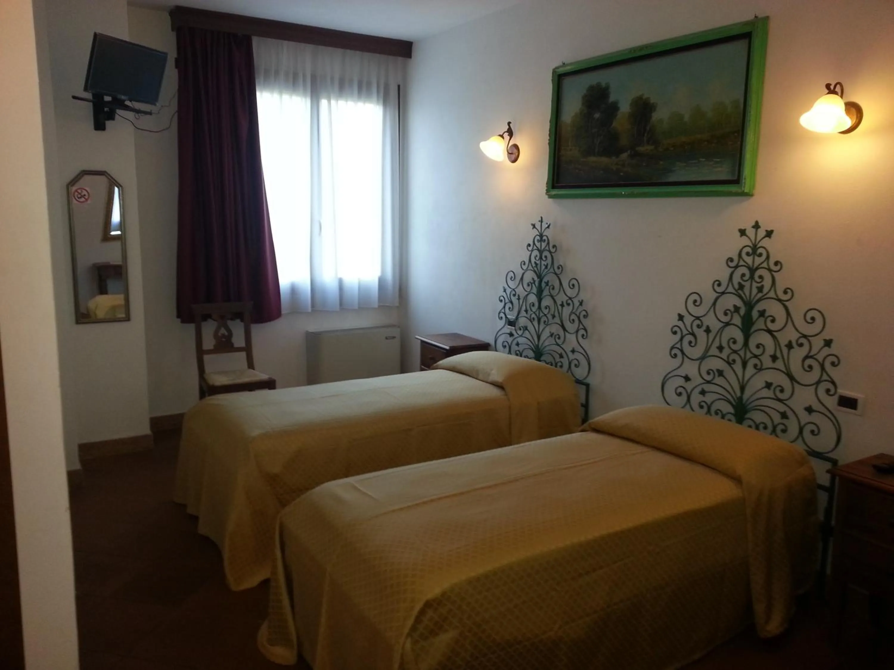 Bedroom, Bed in Agriturismo Corte Trincerone