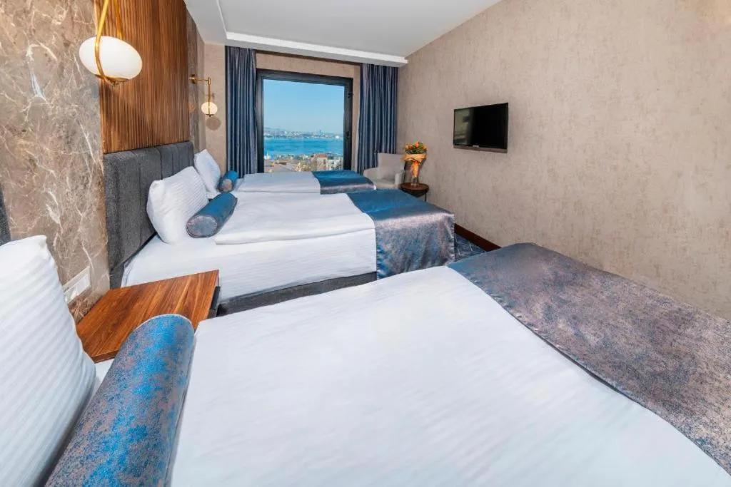 Bedroom, Bed in Ring Stone Hotels Bosphorus - Special Class