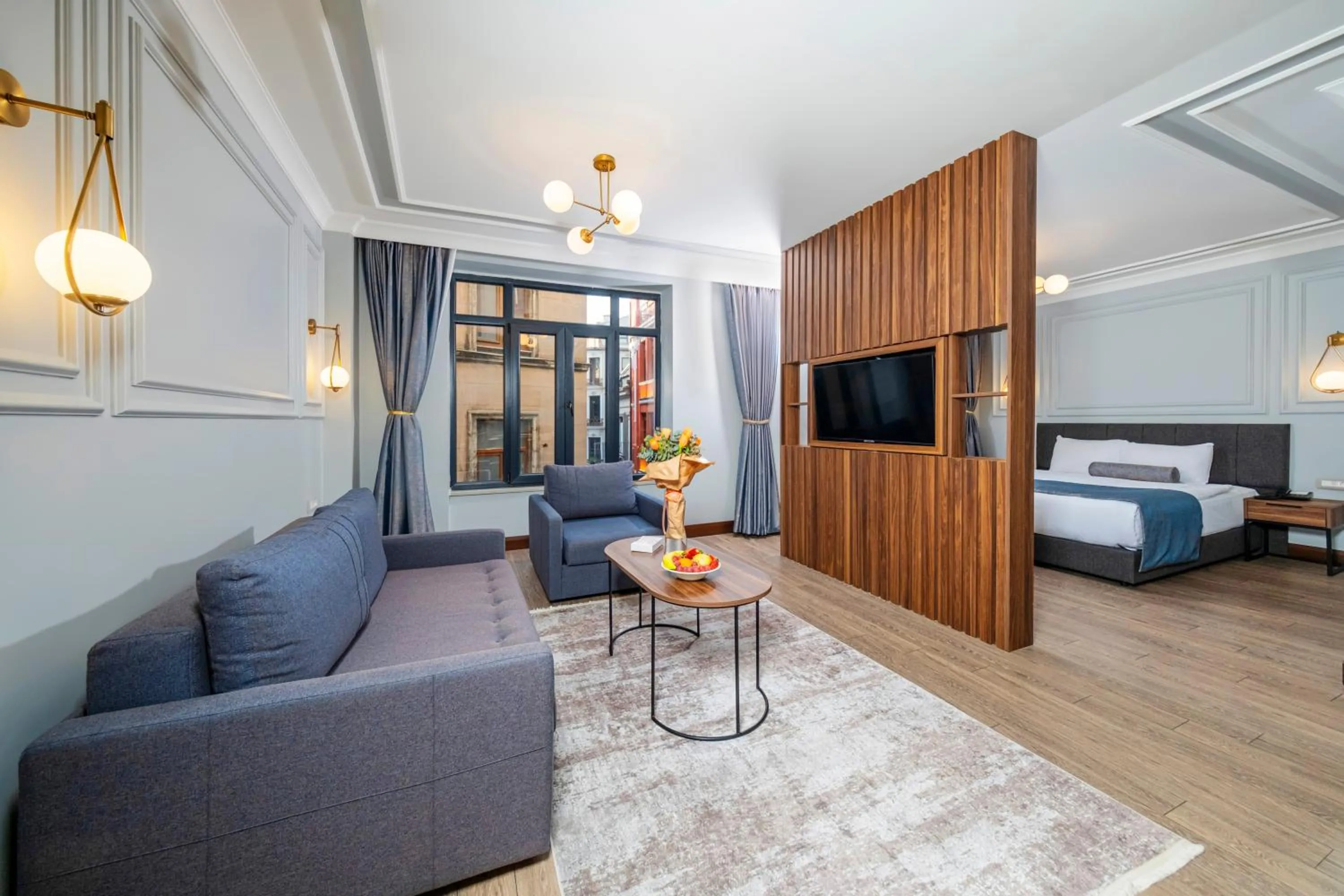 Seating area, Bed in Ring Stone Hotels Bosphorus - Special Class