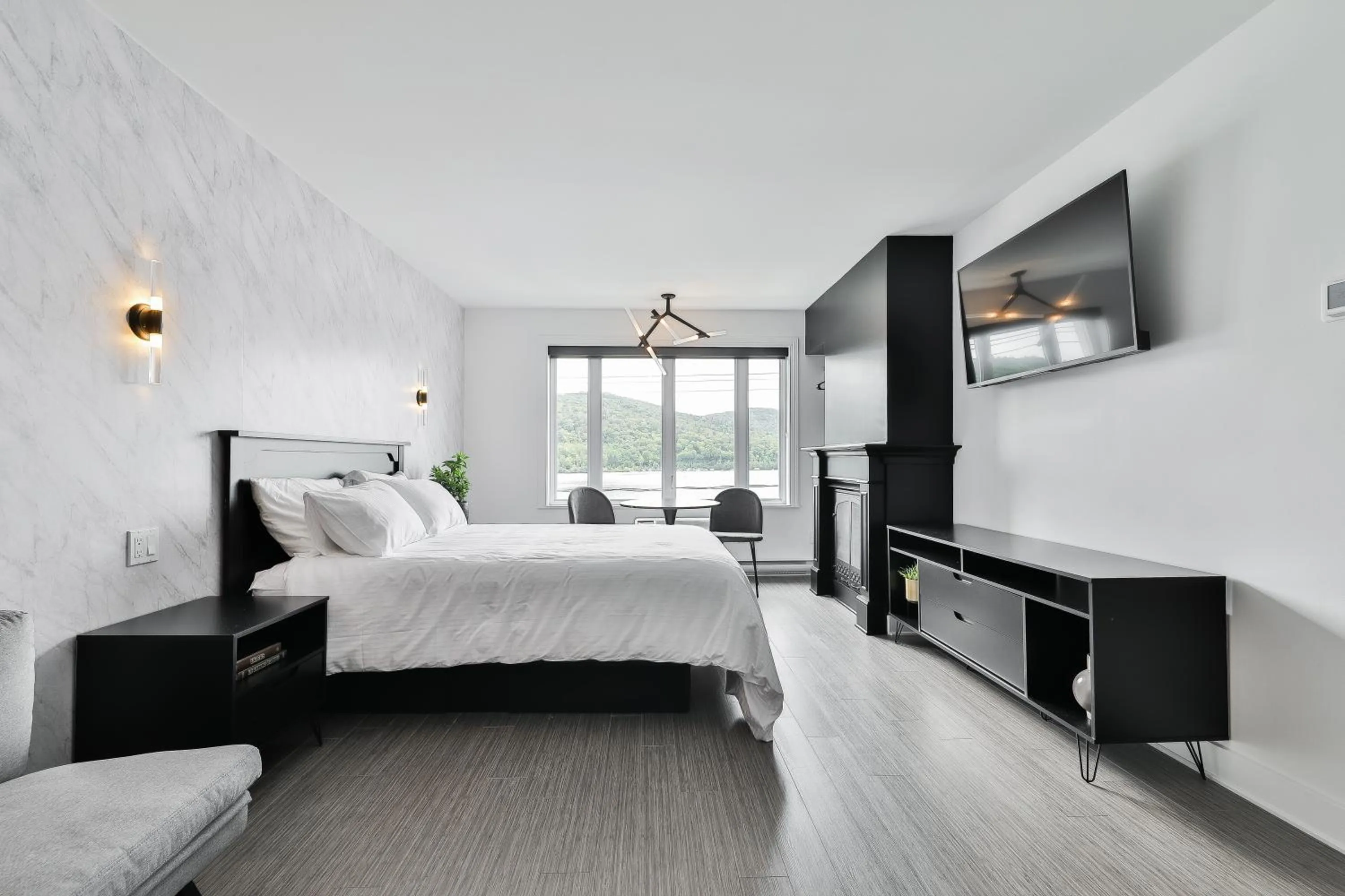 Bed in Auberge du Lac des Sables