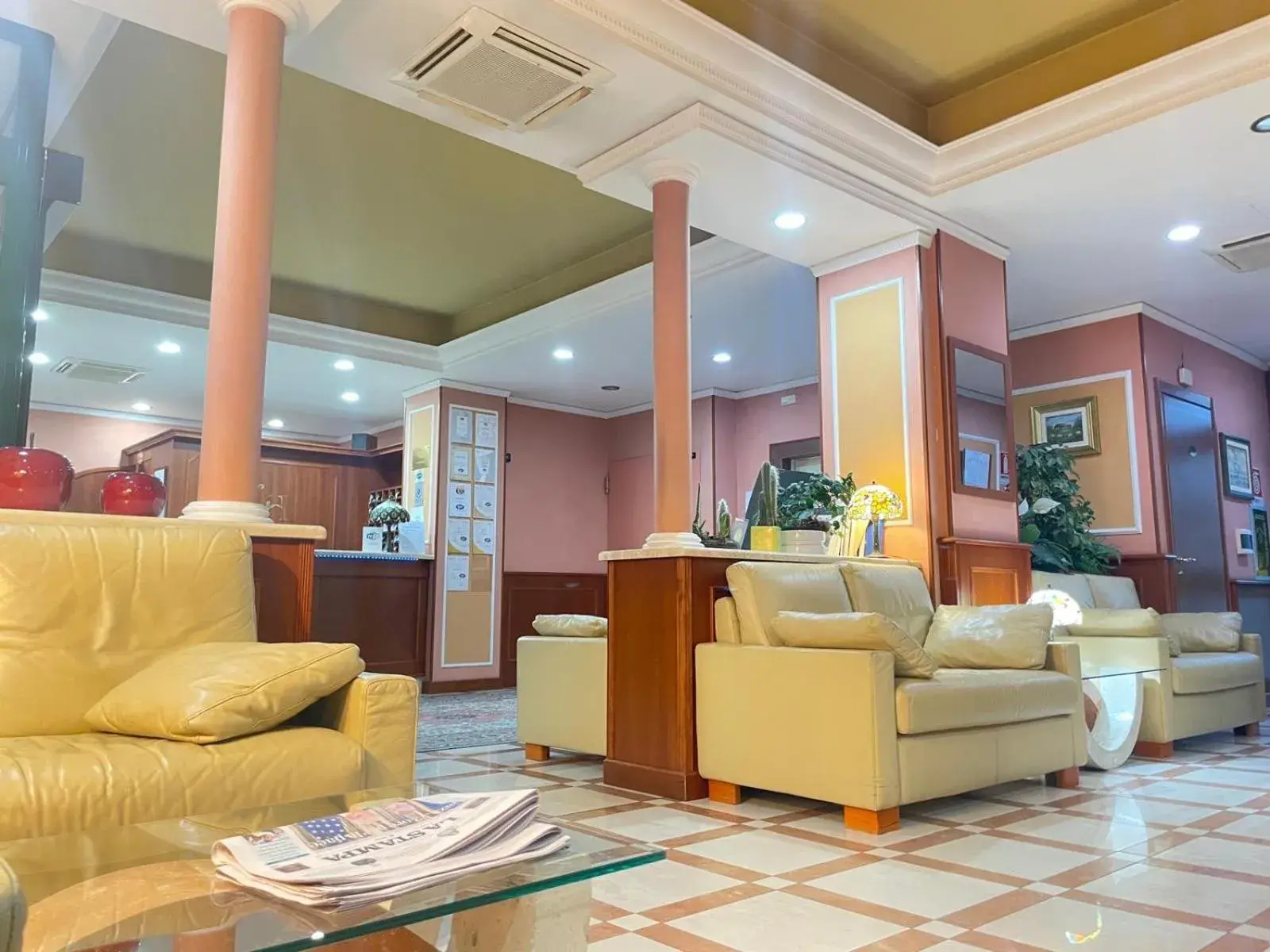 Lounge or bar in Vald Hotel Lounge or bar in Vald Hotel