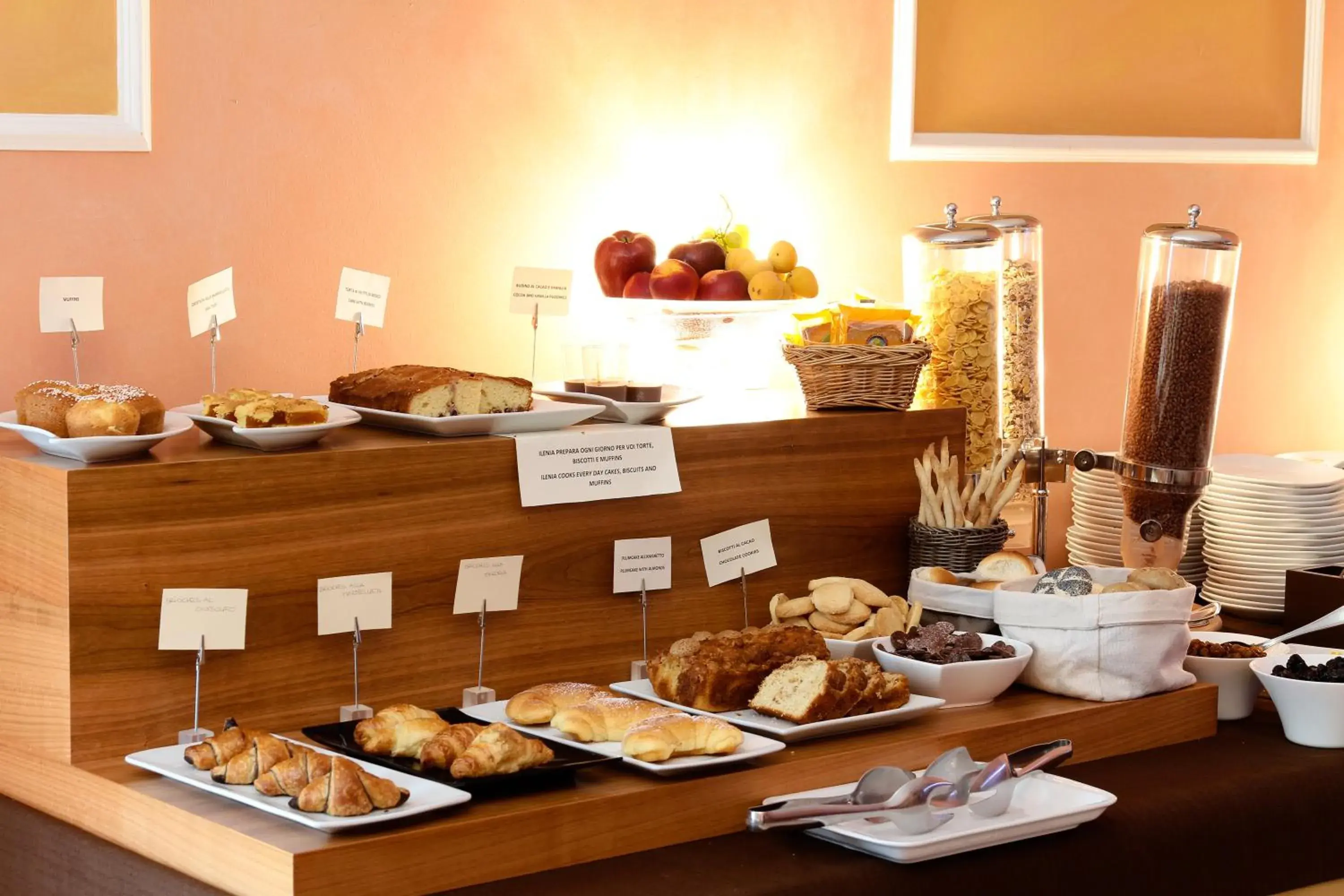 Buffet breakfast in Vald Hotel Buffet breakfast in Vald Hotel