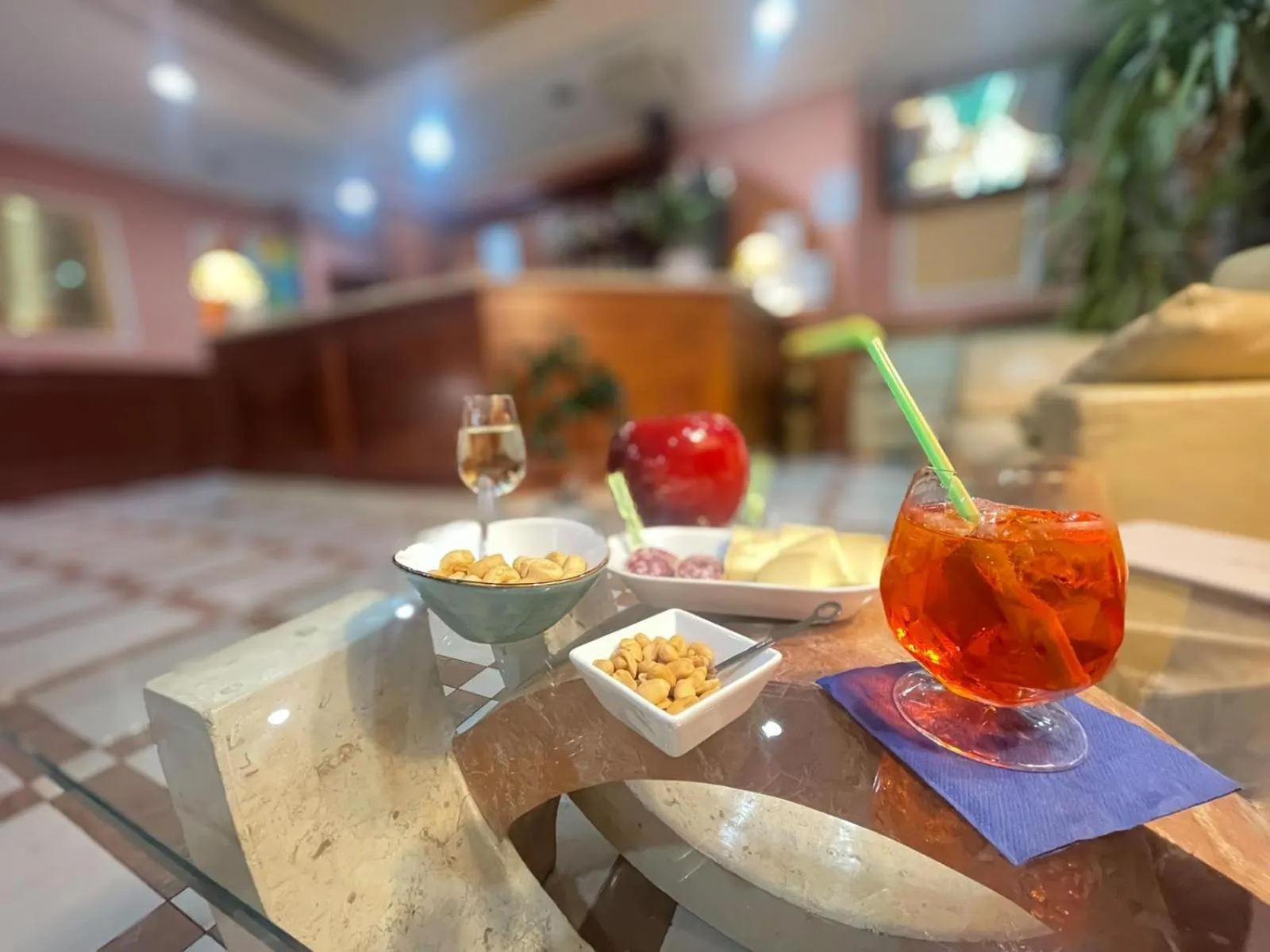 Restaurant/places to eat in Vald Hotel