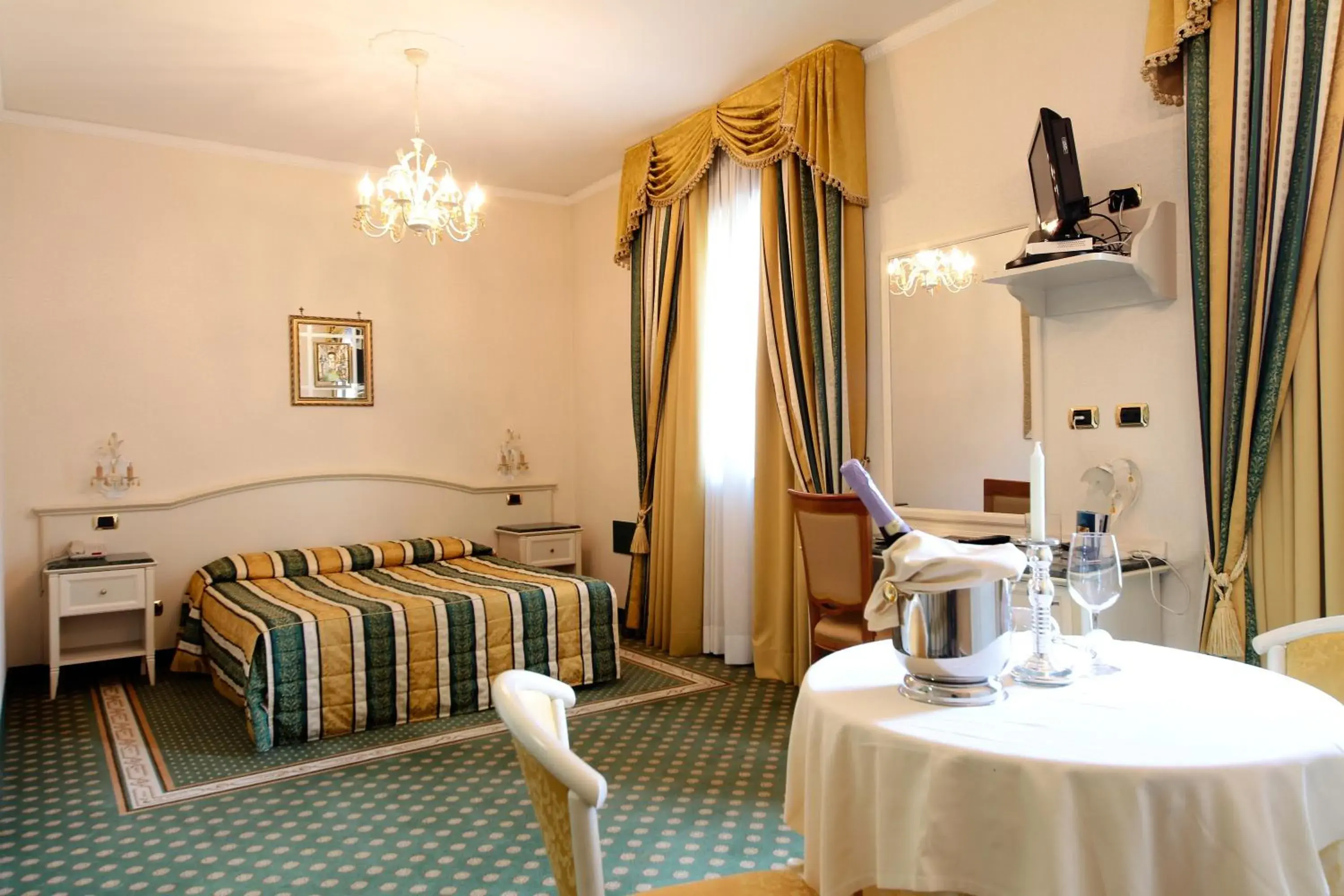 Photo of the whole room in Vald Hotel Photo of the whole room in Vald Hotel