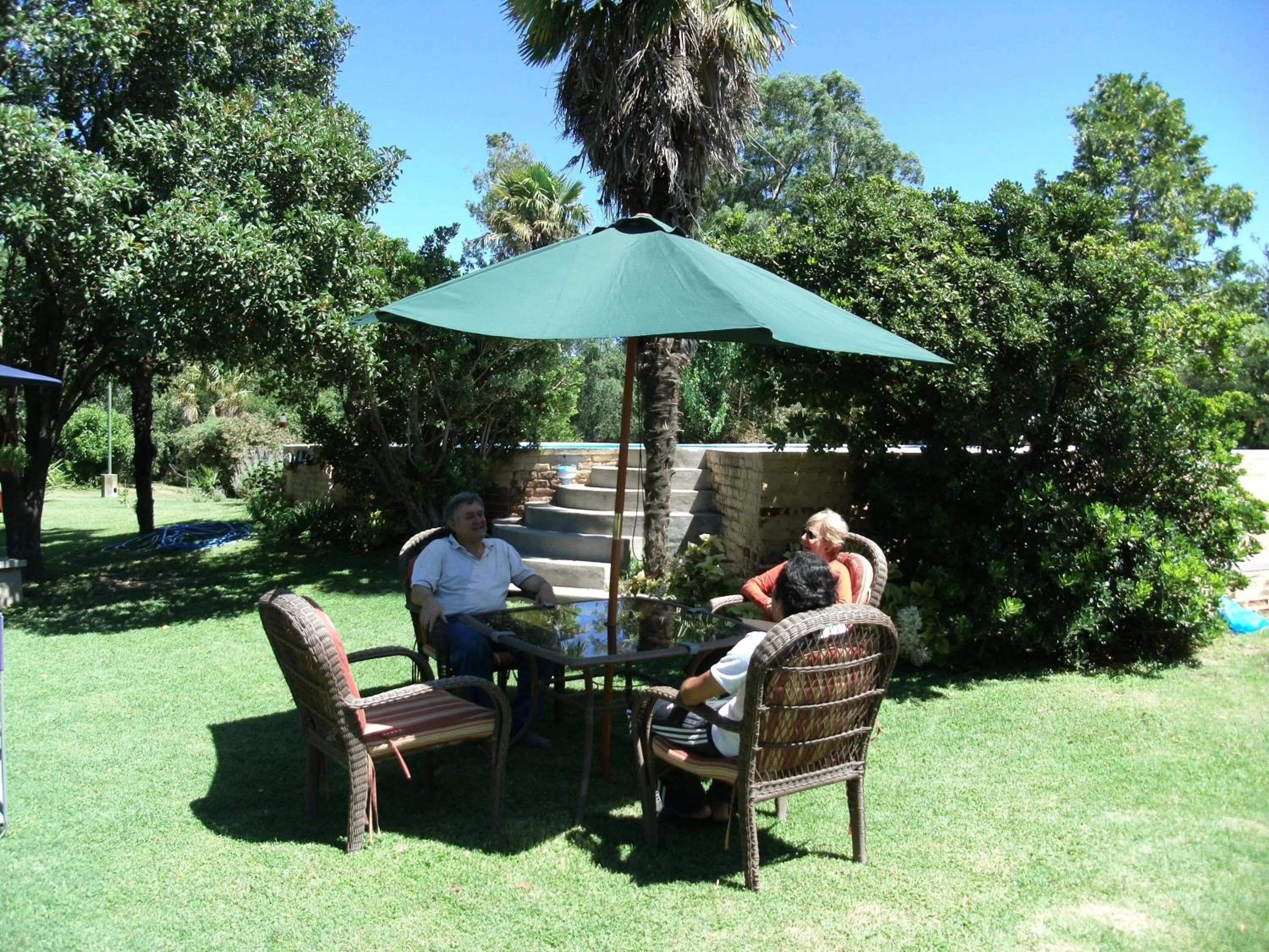 People in Hotel de Campo Posada la Esperanza