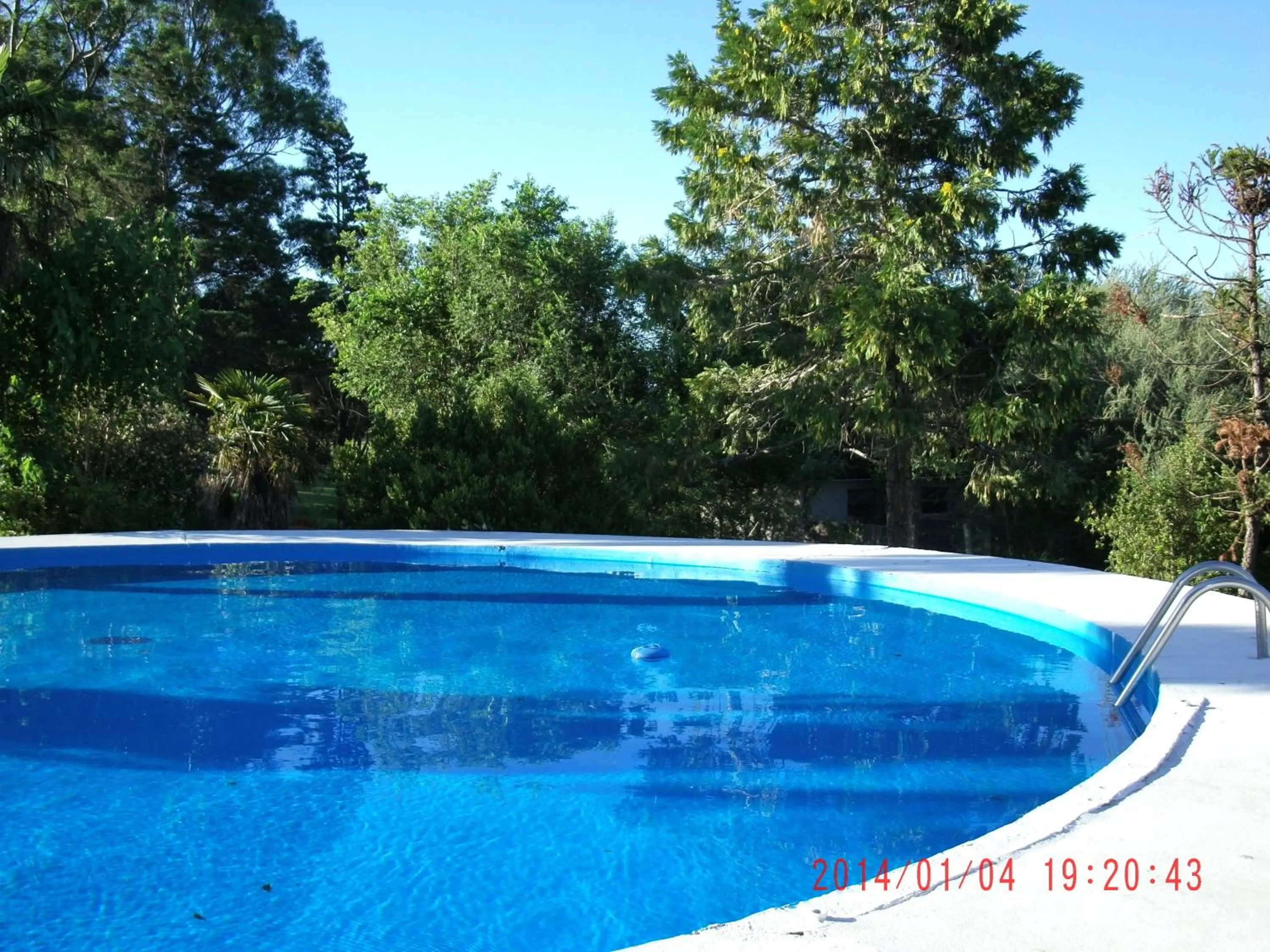 Swimming pool in Hotel de Campo Posada la Esperanza