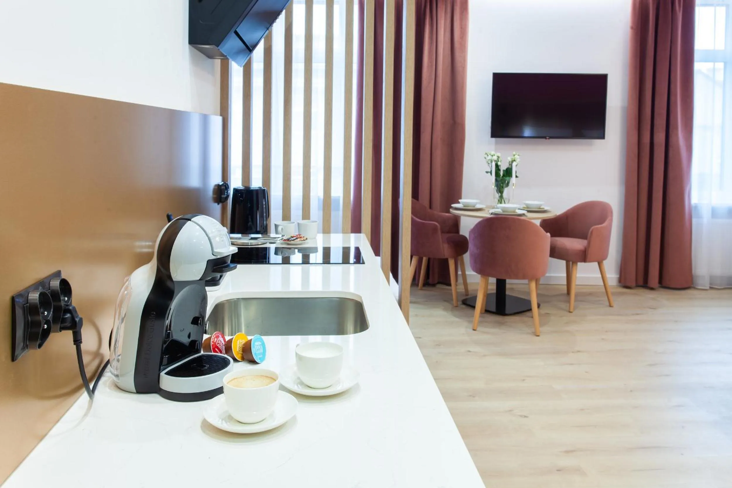 Coffee/tea facilities in SQUARE APARTMENTS GDYNIA