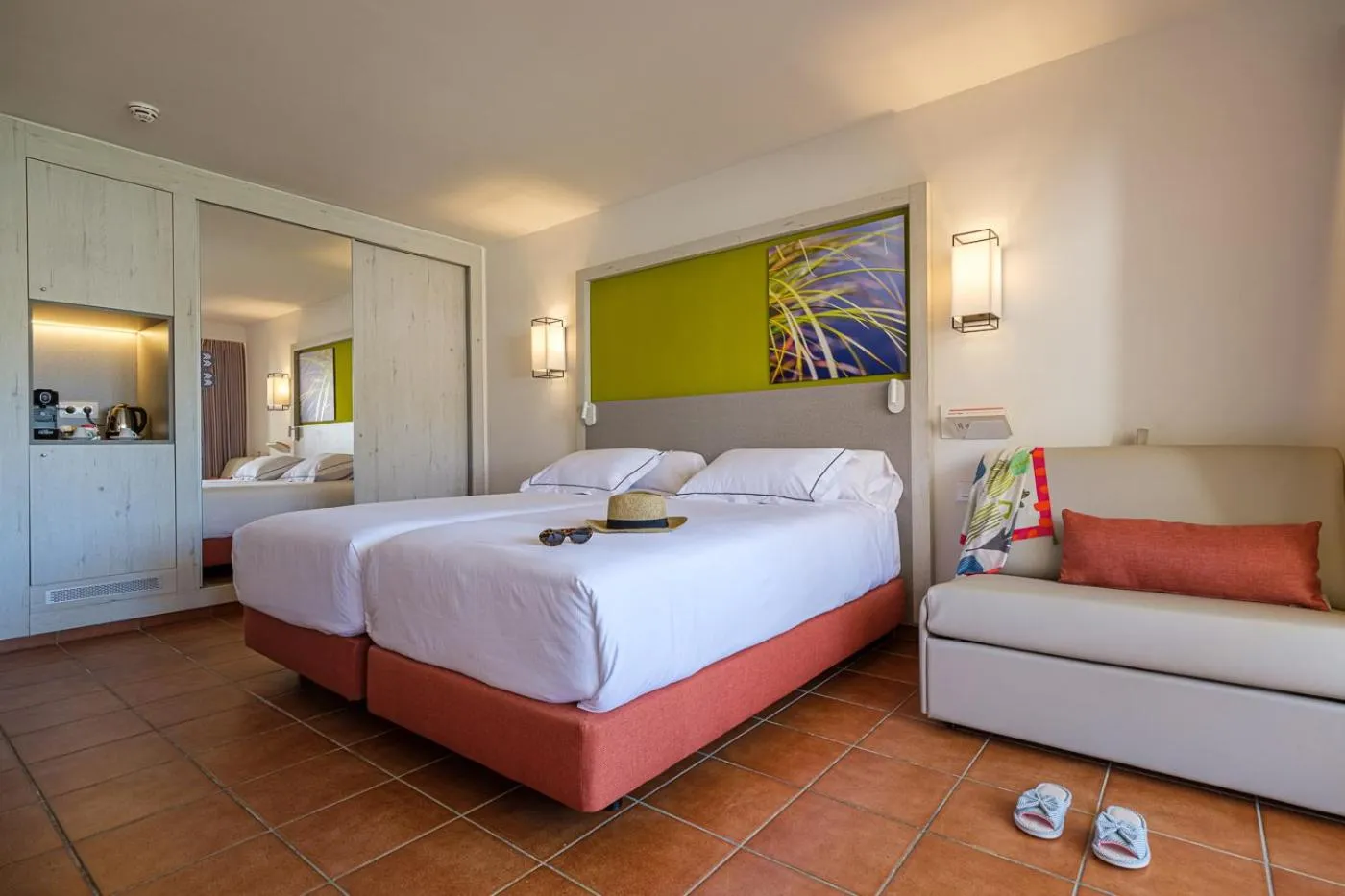 Bedroom, Bed in Oassium Hotel - Adults Only