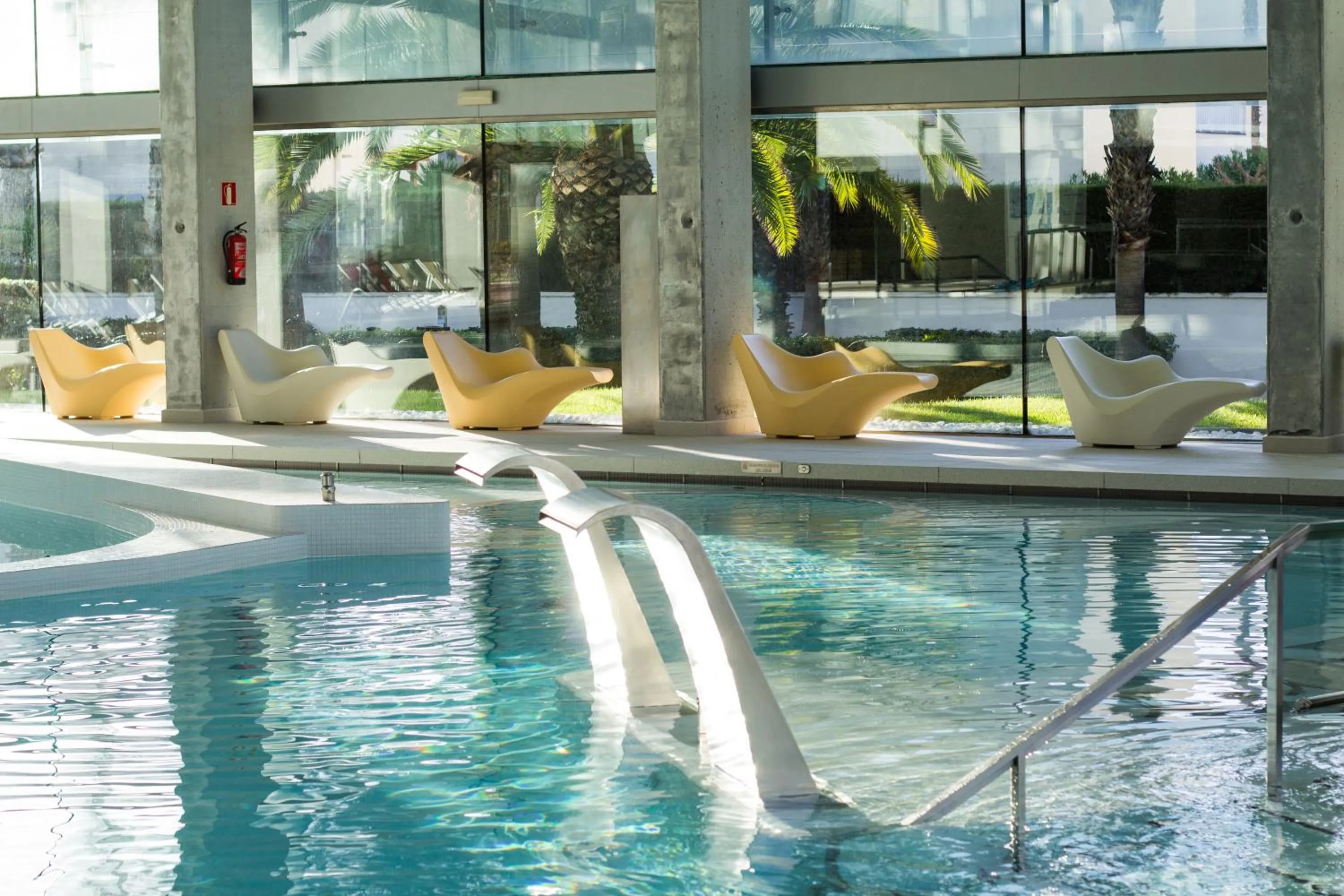 Spa and wellness centre/facilities in Oassium Hotel - Adults Only