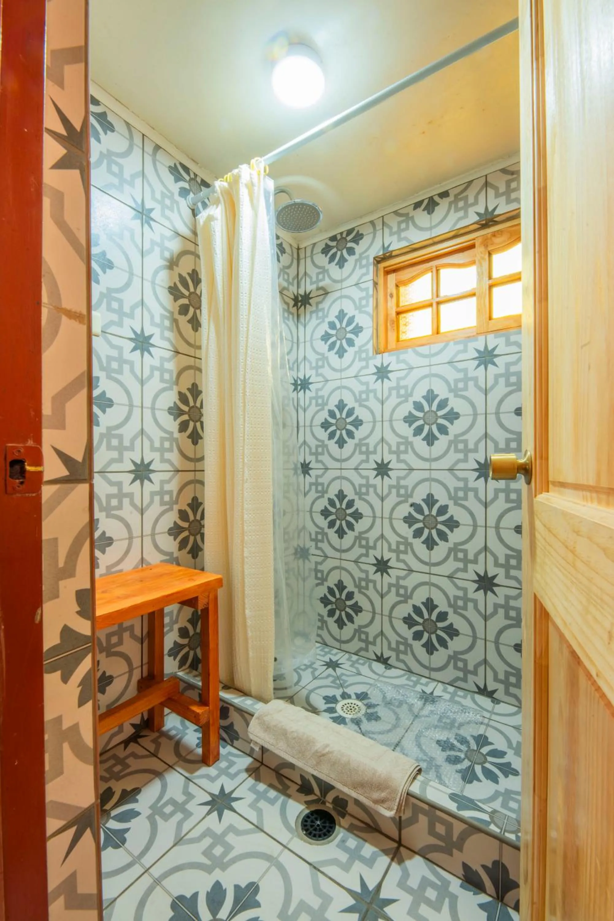 Bathroom in Incahuasi Travelodge