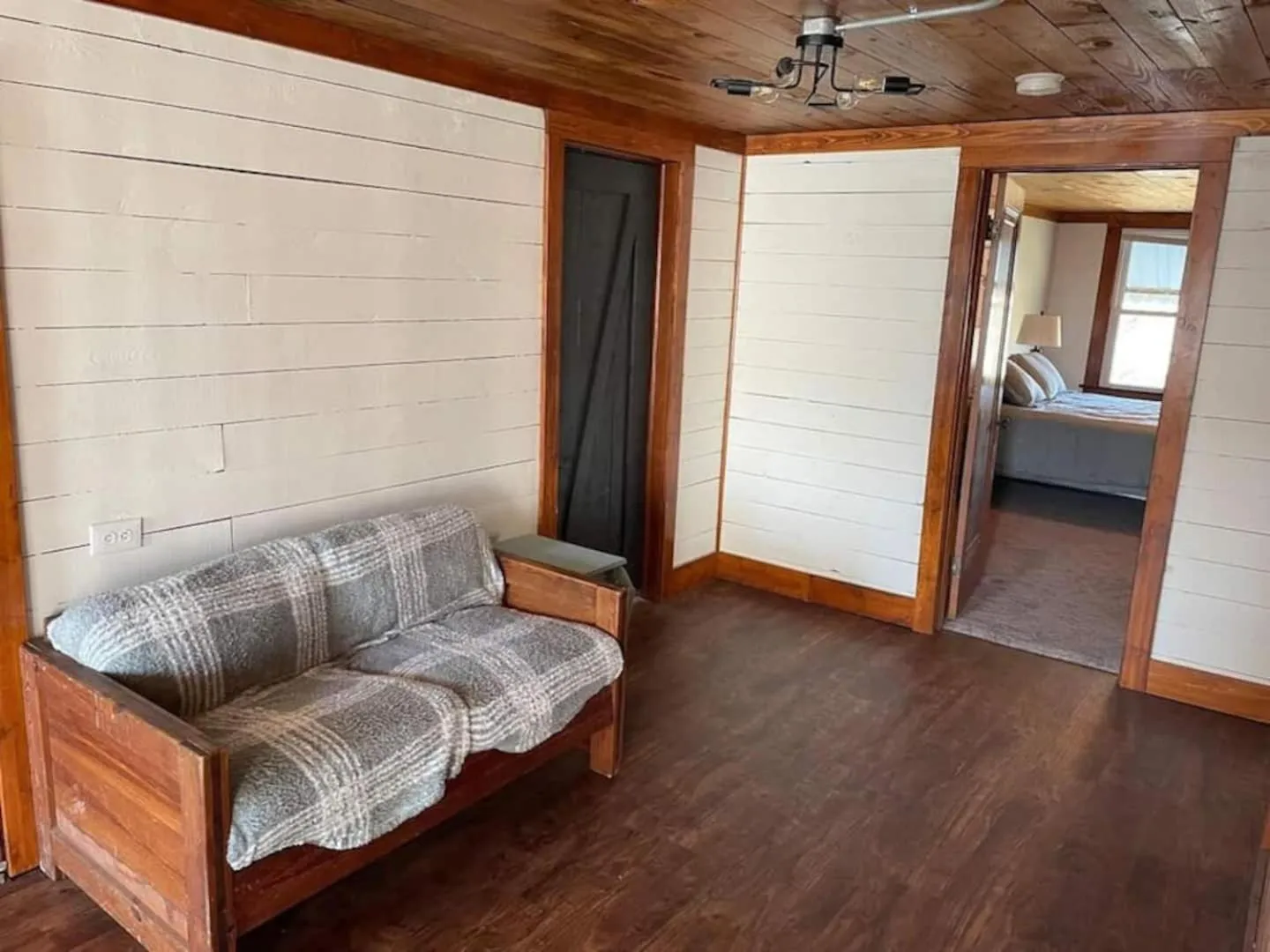 Bed in Spacious 4br3ba Home Near Tims Ford Lake